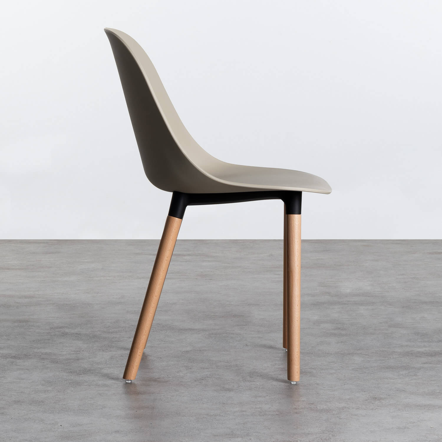 Outdoor Stuhl aus Polypropylen und Holz Reine , Galeriebild 2