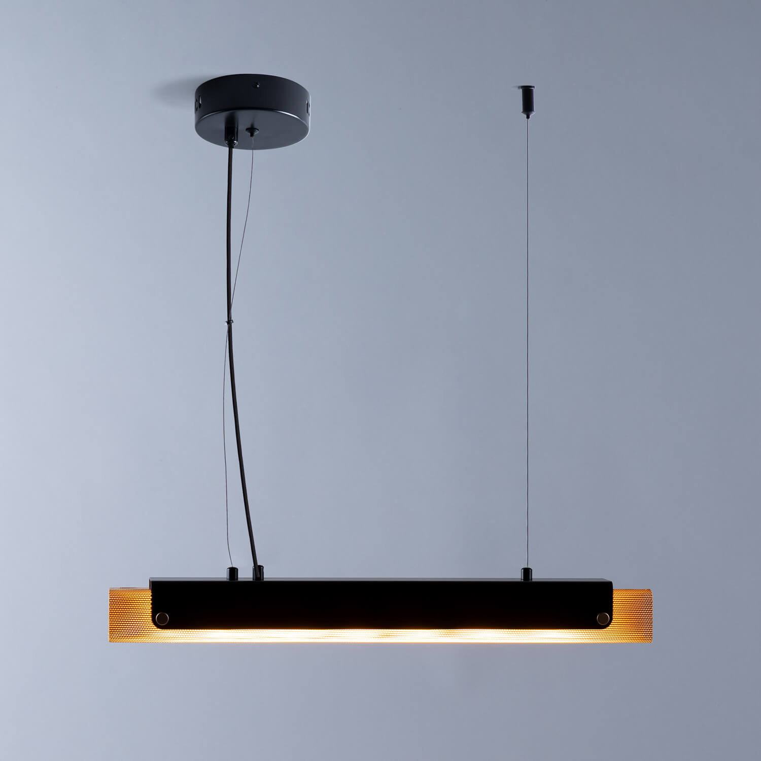 LED Lampe aus Metall Kira Kurz