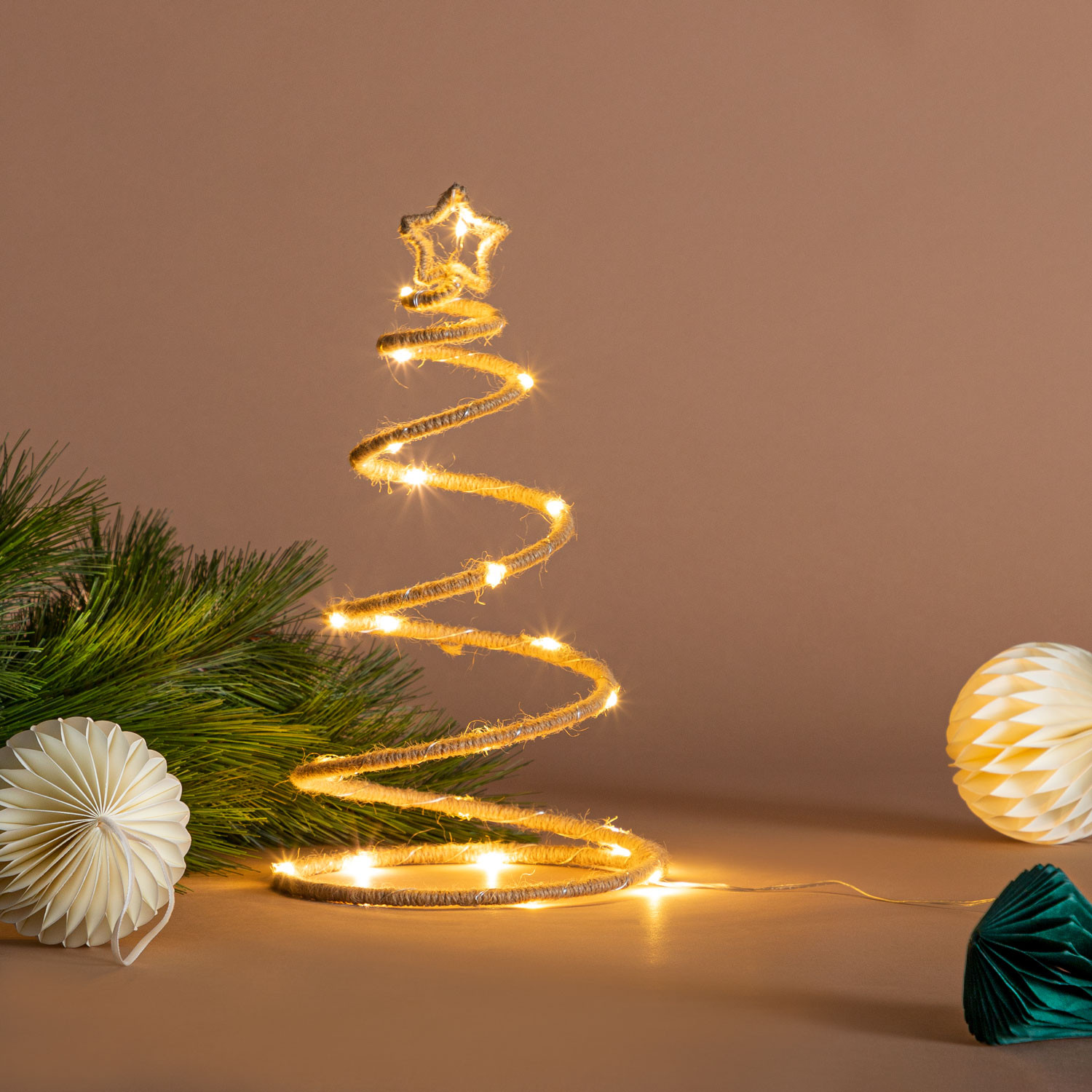 Weihnachtsbaum mit LED-Lichtern aus Seil Neldo, Galeriebild 2