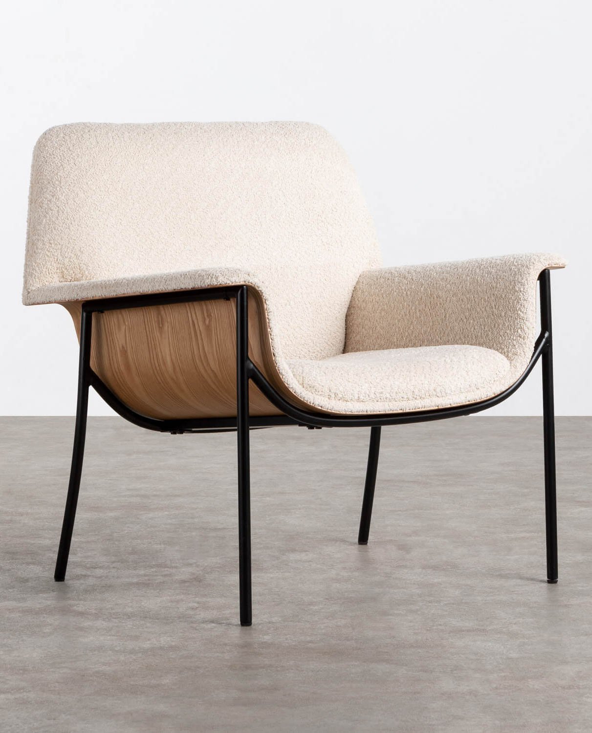 Sessel mit Armlehnen aus Holz und Stoff Rinu, Galeriebild 1