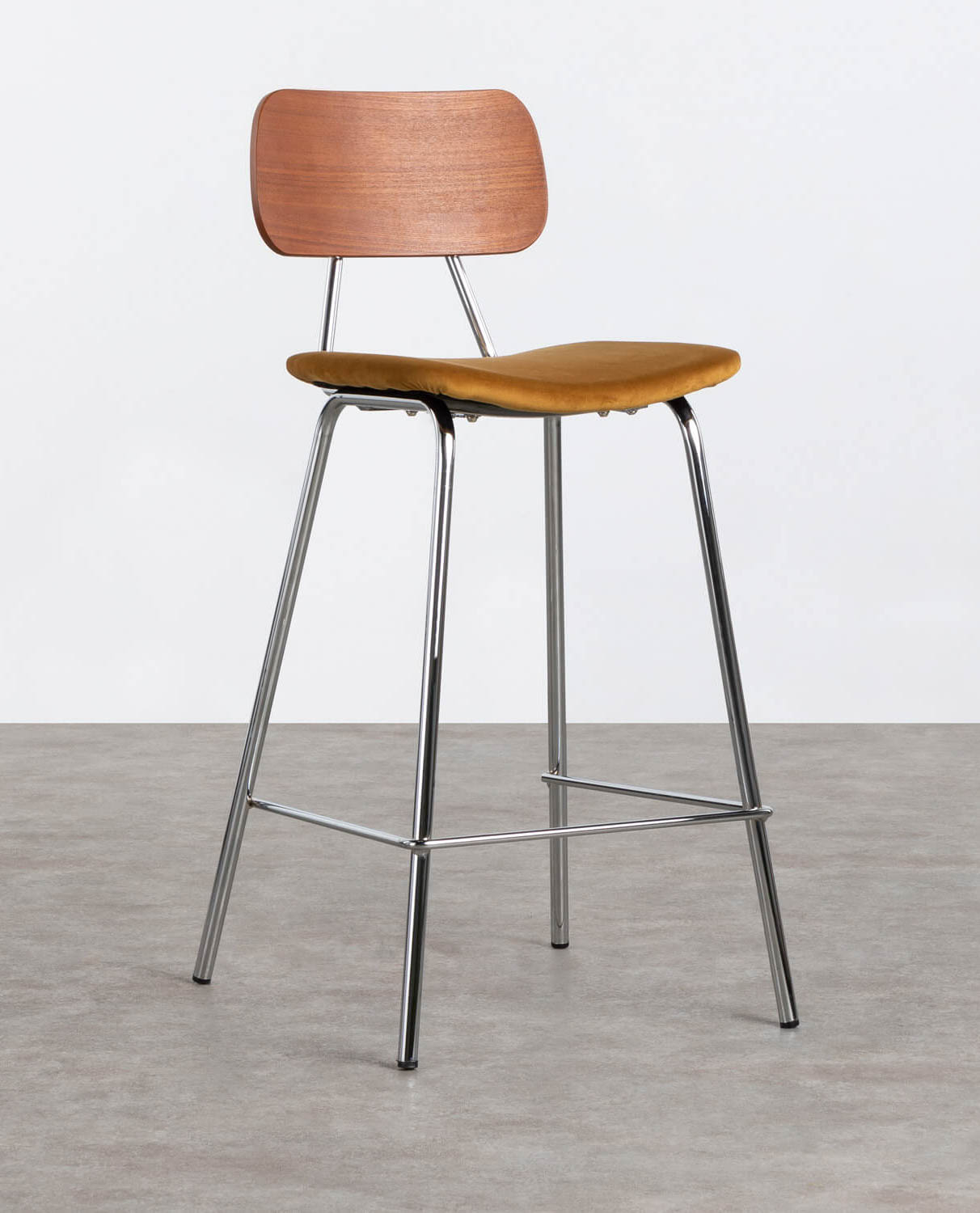 Barhocker aus Samt und dunklem Holz Tallor (67 cm), Galeriebild 1