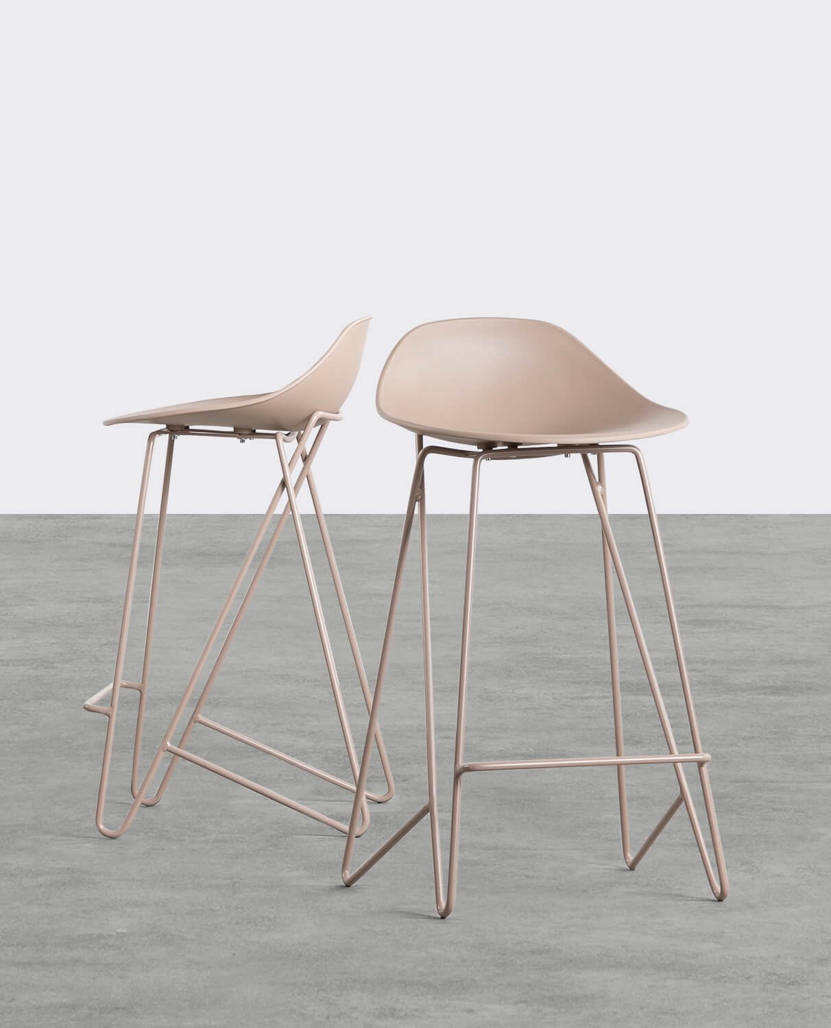 2er-Pack hohe Designer-Hocker aus Polypropylen und Metall (67 cm) Paris, Galeriebild 1