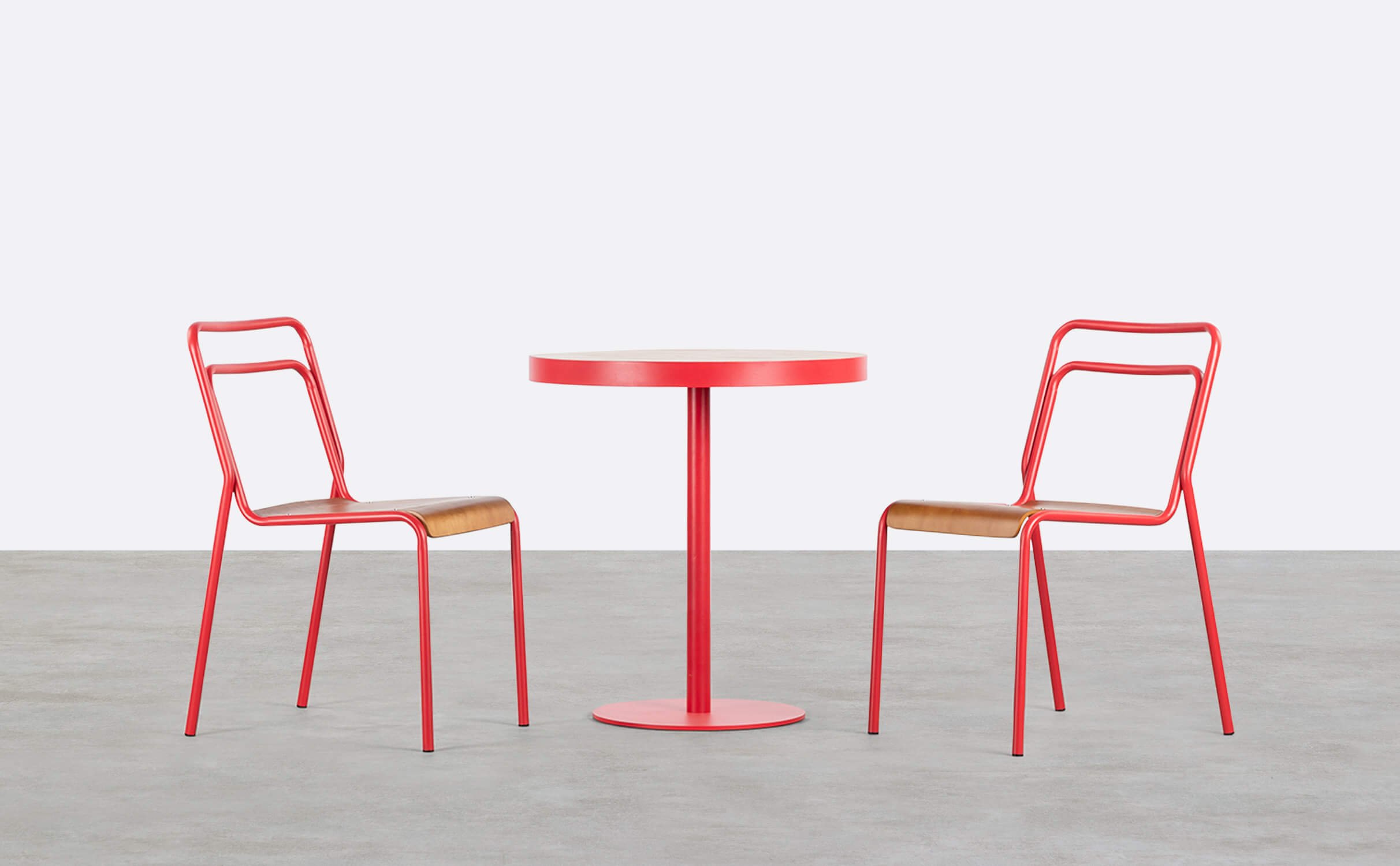 Set aus rundem Tisch Zoar und 2 Stühlen aus Stahl und Holz Curi, Galeriebild 1