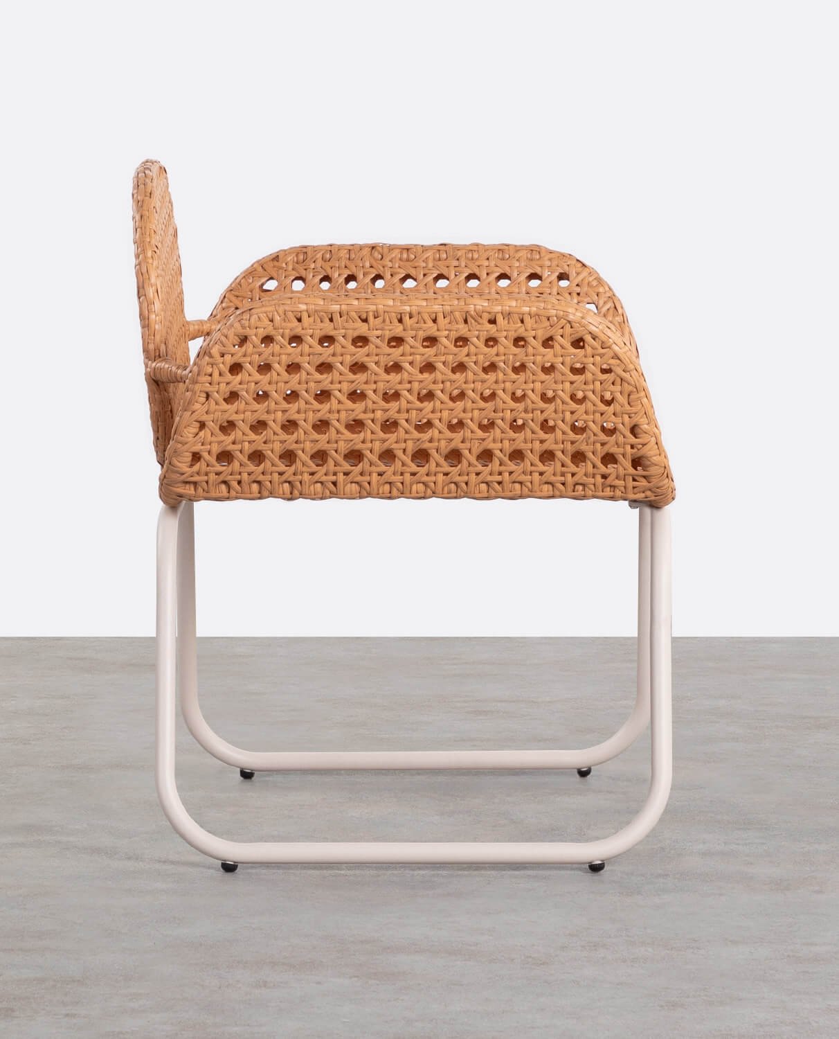 Outdoor-Stuhl aus Aluminium und synthetischem Rattan mit Armlehnen Roys, Galeriebild 2