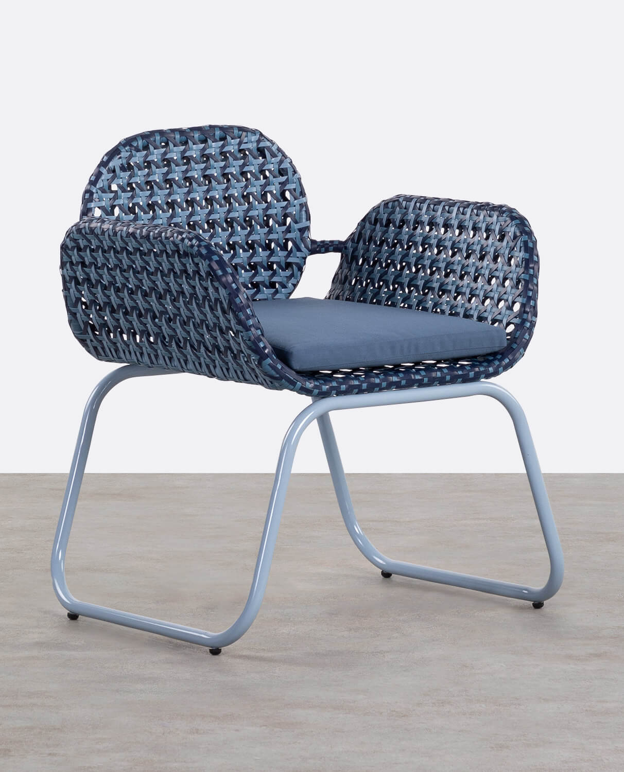 Outdoor-Stuhl aus Aluminium und synthetischem Rattan mit Polsterung Roys, Galeriebild 1
