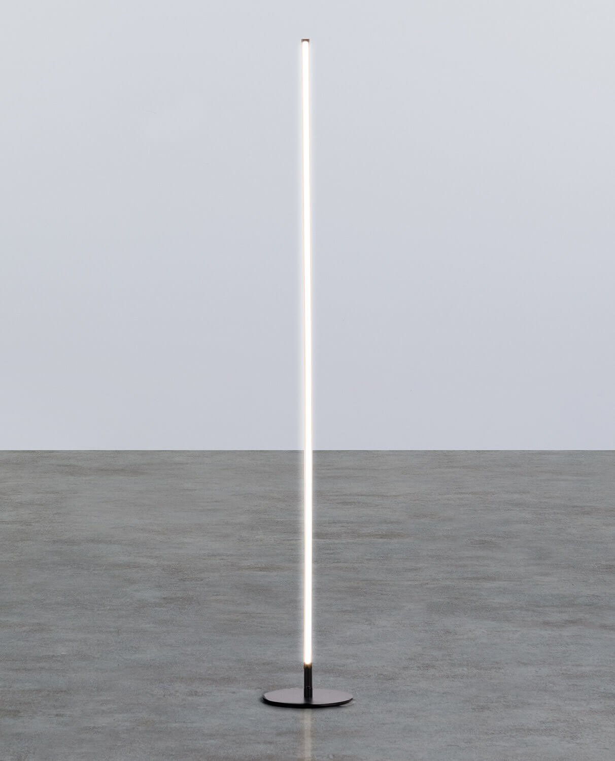Sample Lámpara de Pie LED en Aluminio Marey, Galeriebild 2