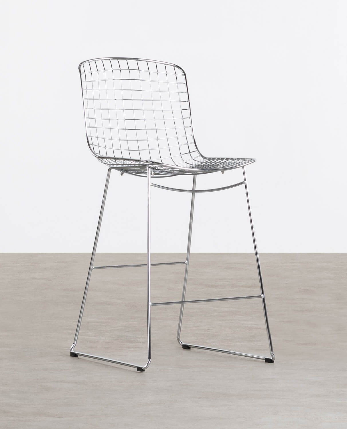2 Stück hohe Metallhocker (66 cm) mit hoher Rückenlehne Aras , Galeriebild 1