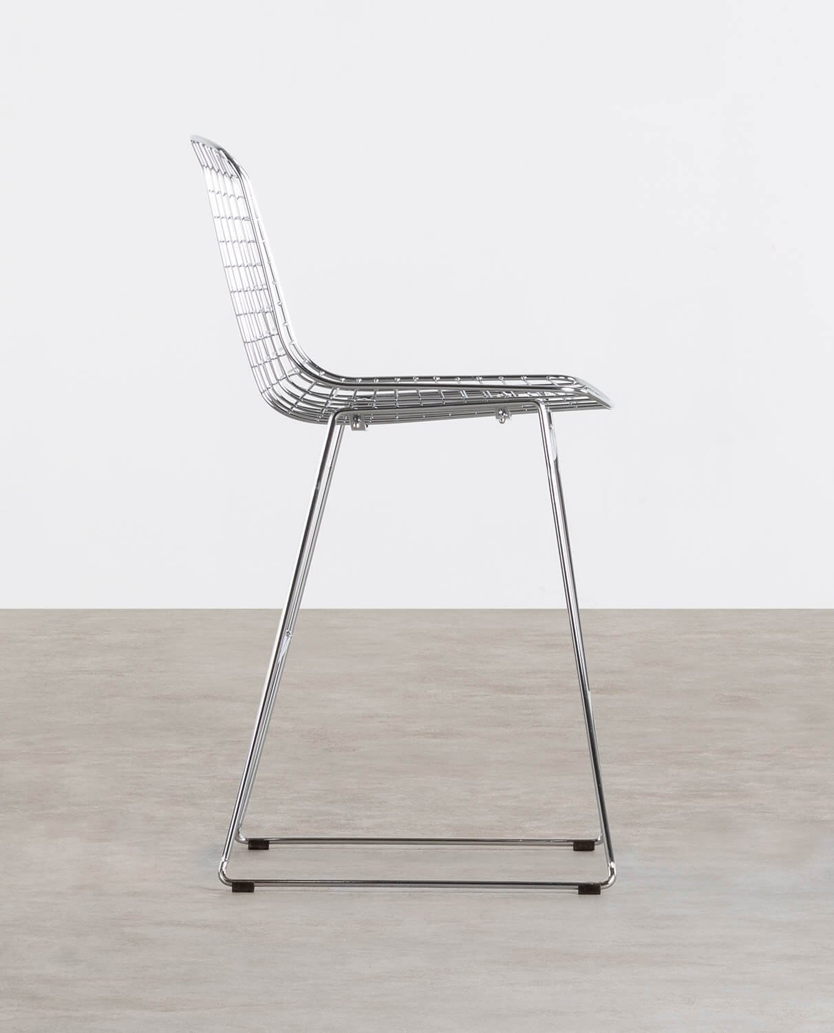 2 Stück hohe Metallhocker (66 cm) mit hoher Rückenlehne Aras , Galeriebild 2