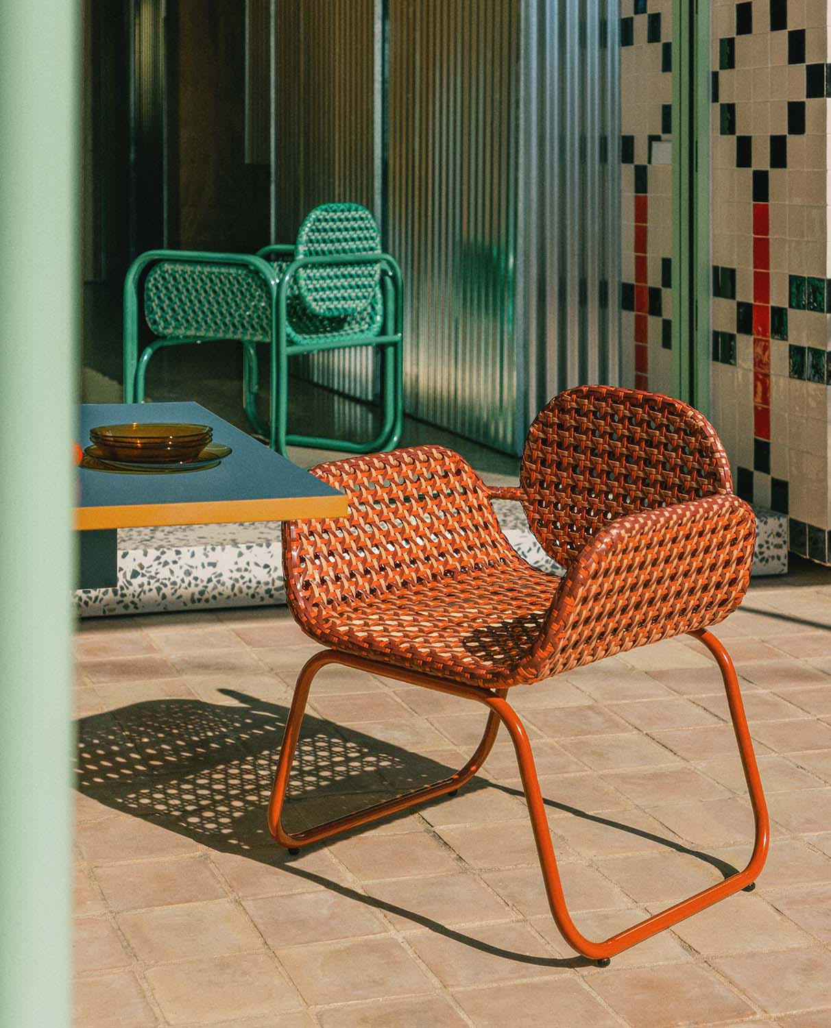 4er-Pack Outdoor-Stühle aus Aluminium und Synthetischem Rattan mit Armlehne Roys, Galeriebild 2