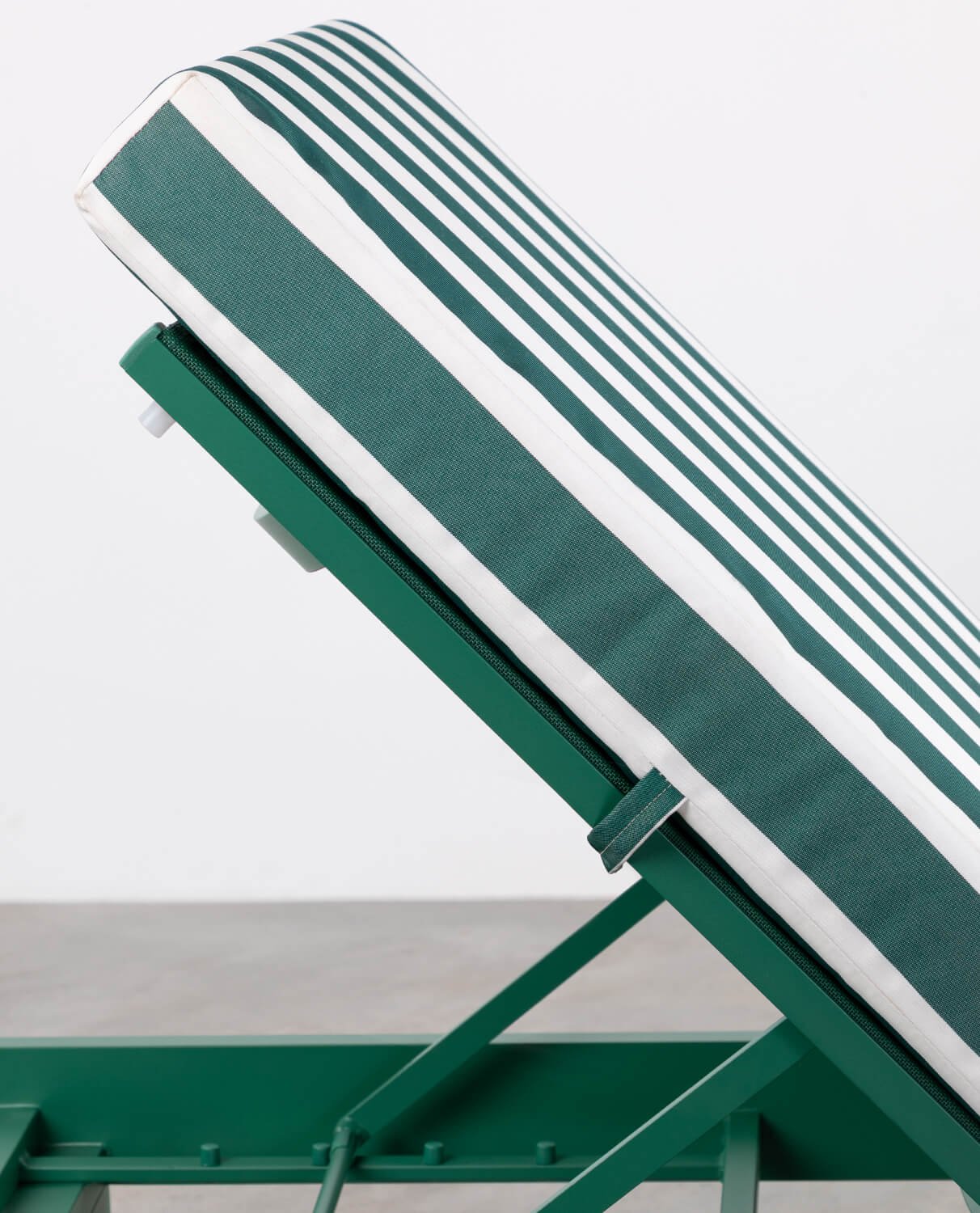 Aluminium-Liegestuhl mit rechteckigem Kissen Kreta Colours, Galeriebild 2