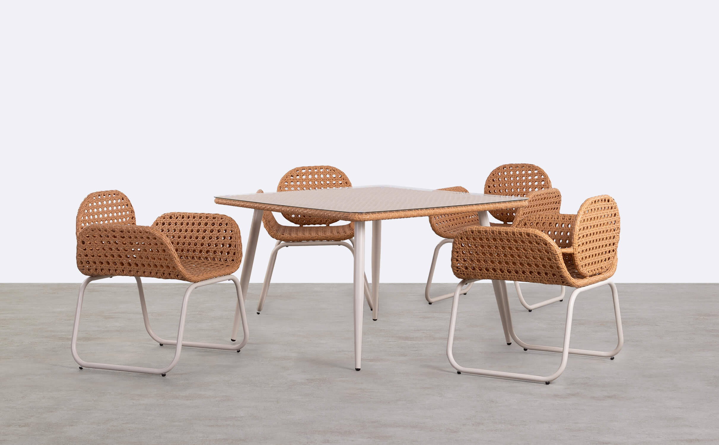Tisch und 4 Stühle aus Aluminium und synthetischem Rattan für den Außenbereich Roys, Galeriebild 1