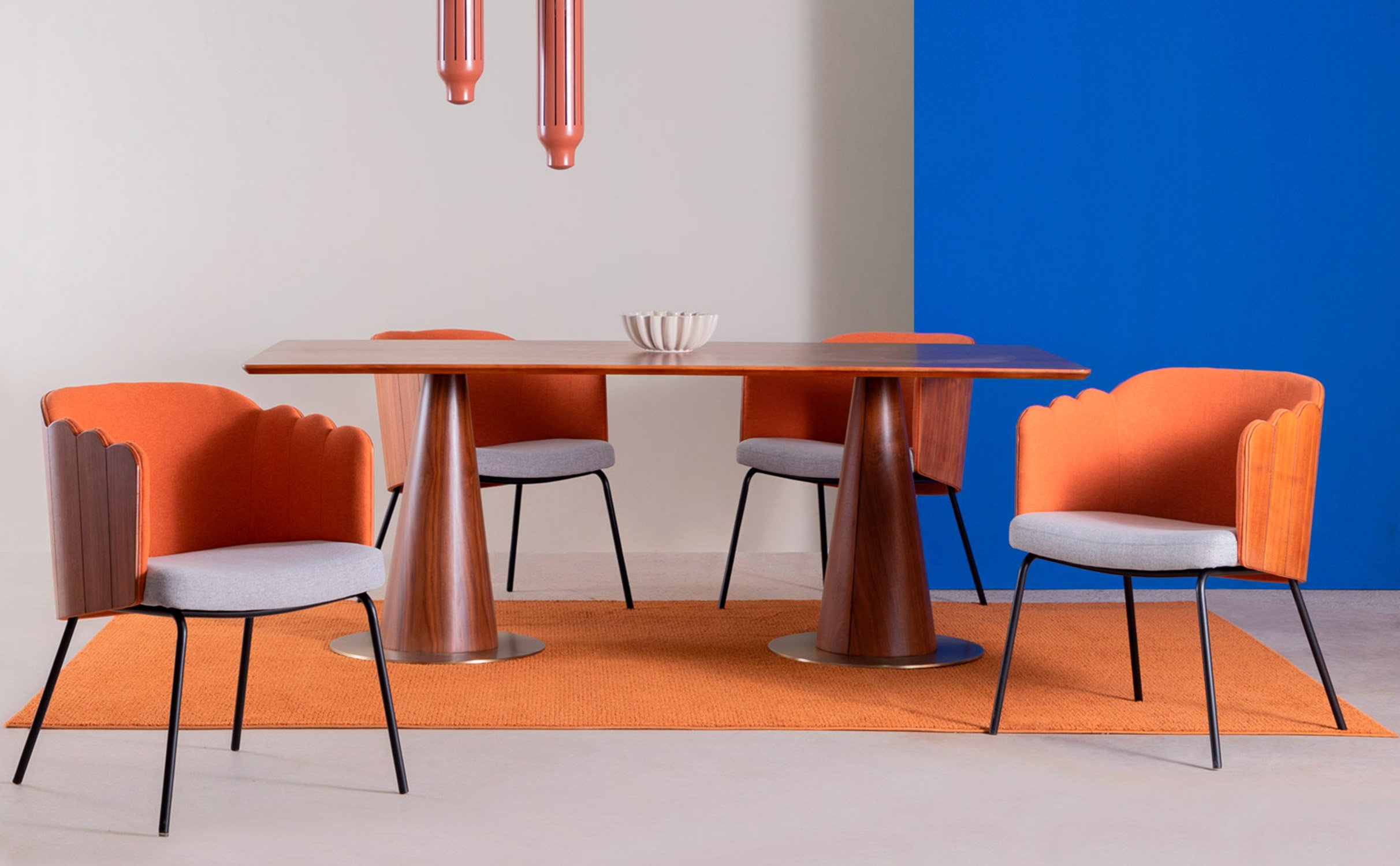 Era-Set mit rechteckigem Tisch und 4 Rene-Stühlen aus Holz und Stoff, Galeriebild 1