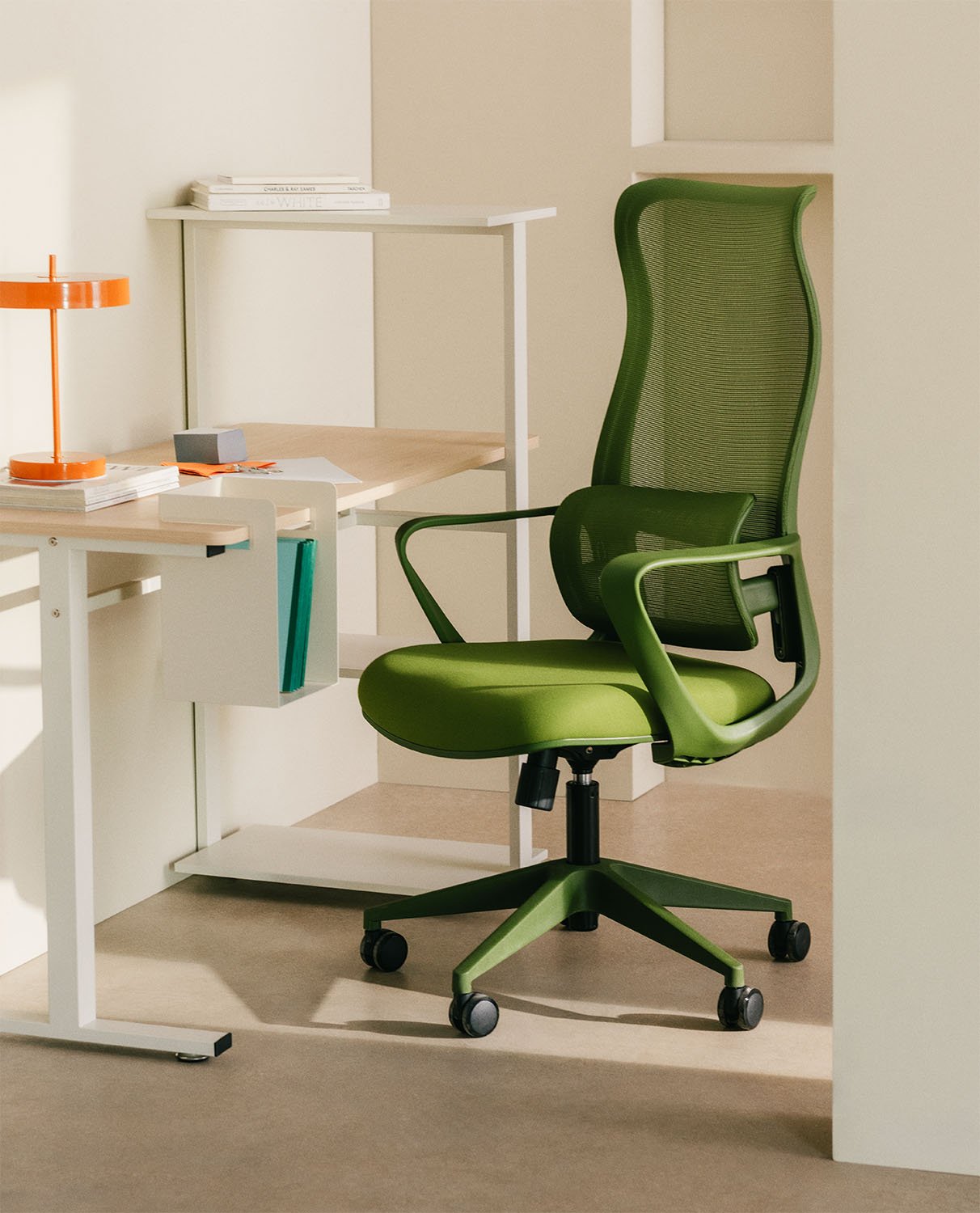Hedara Verstellbarer Bürostuhl mit Armlehnen, Galeriebild 2