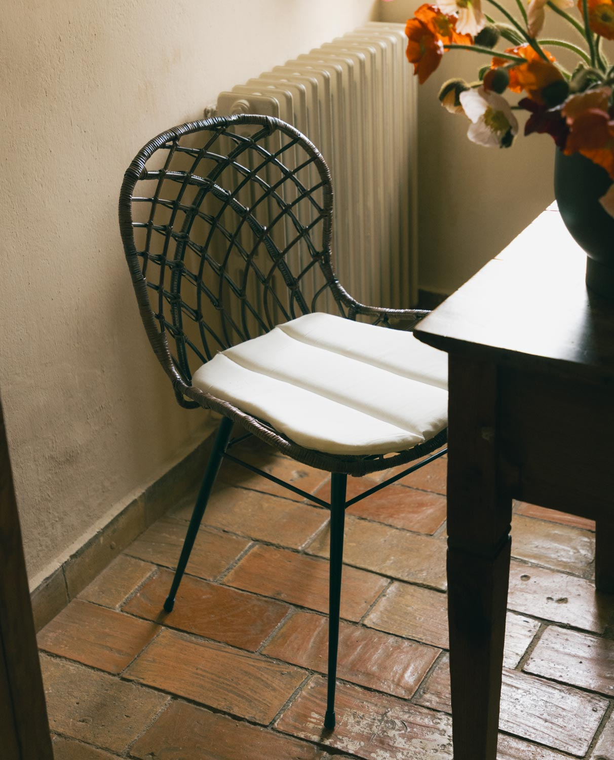 2er-Pack Natural Rattan Esszimmerstühle Ozy, Galeriebild 2