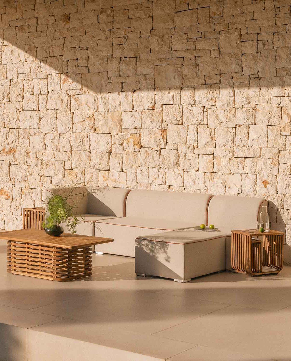 3-Teiliges Modulares Eckgartensofa mit 2-Sitzer-Sofa und Sessel mit Lagos-Stoffbezug, Galeriebild 2