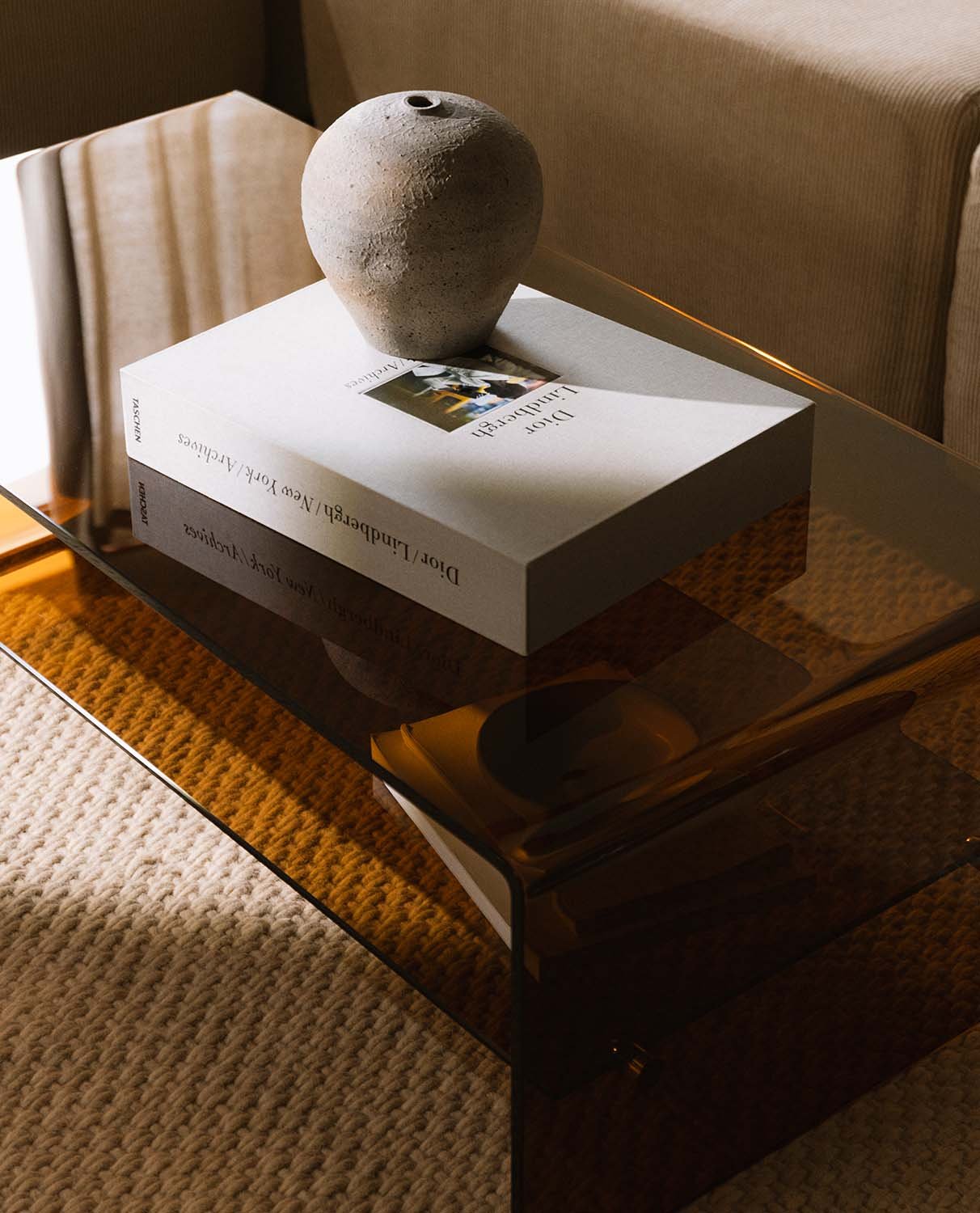 Rechteckiger Couchtisch aus Gehärtetem Glas (110,5 x 55,5 cm) Endil, Galeriebild 3