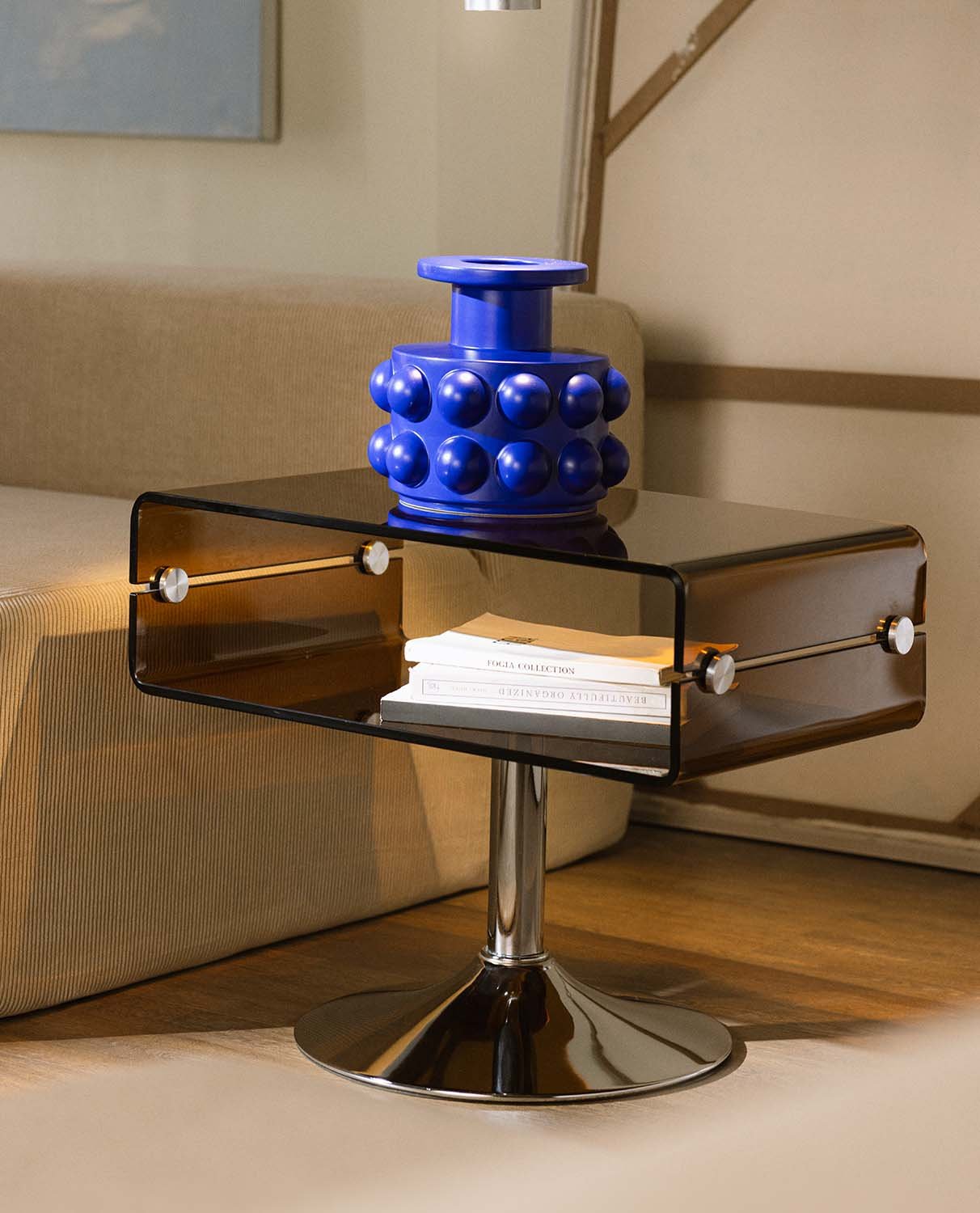 Rechteckiger Beistelltisch aus Glas und Metall (61x38 cm) Hedy, Galeriebild 2