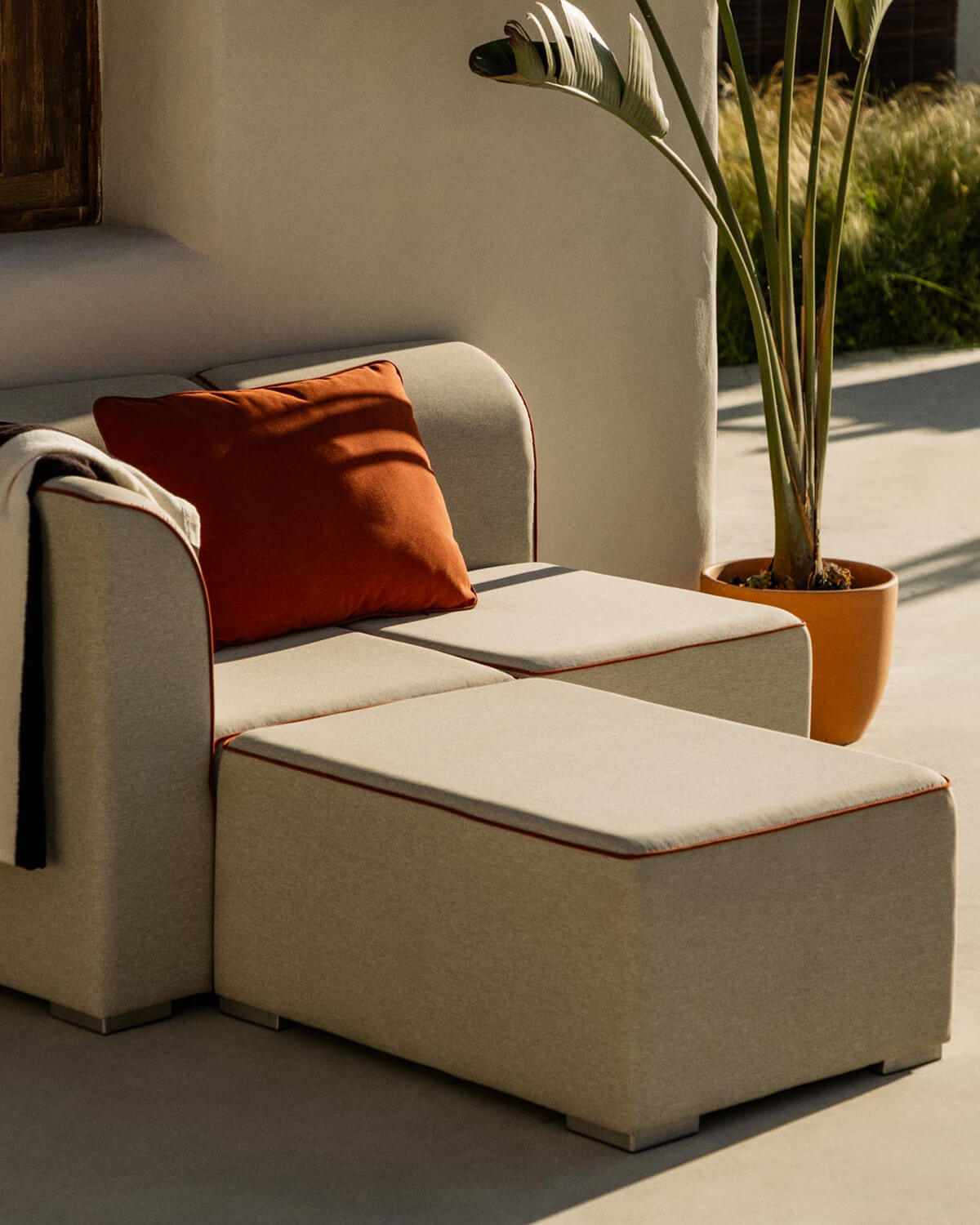 Modulares Gartensofa 2-teilig, Ecksofa und Sessel mit Polsterbezug aus Lagos-Stoff, Galeriebild 2