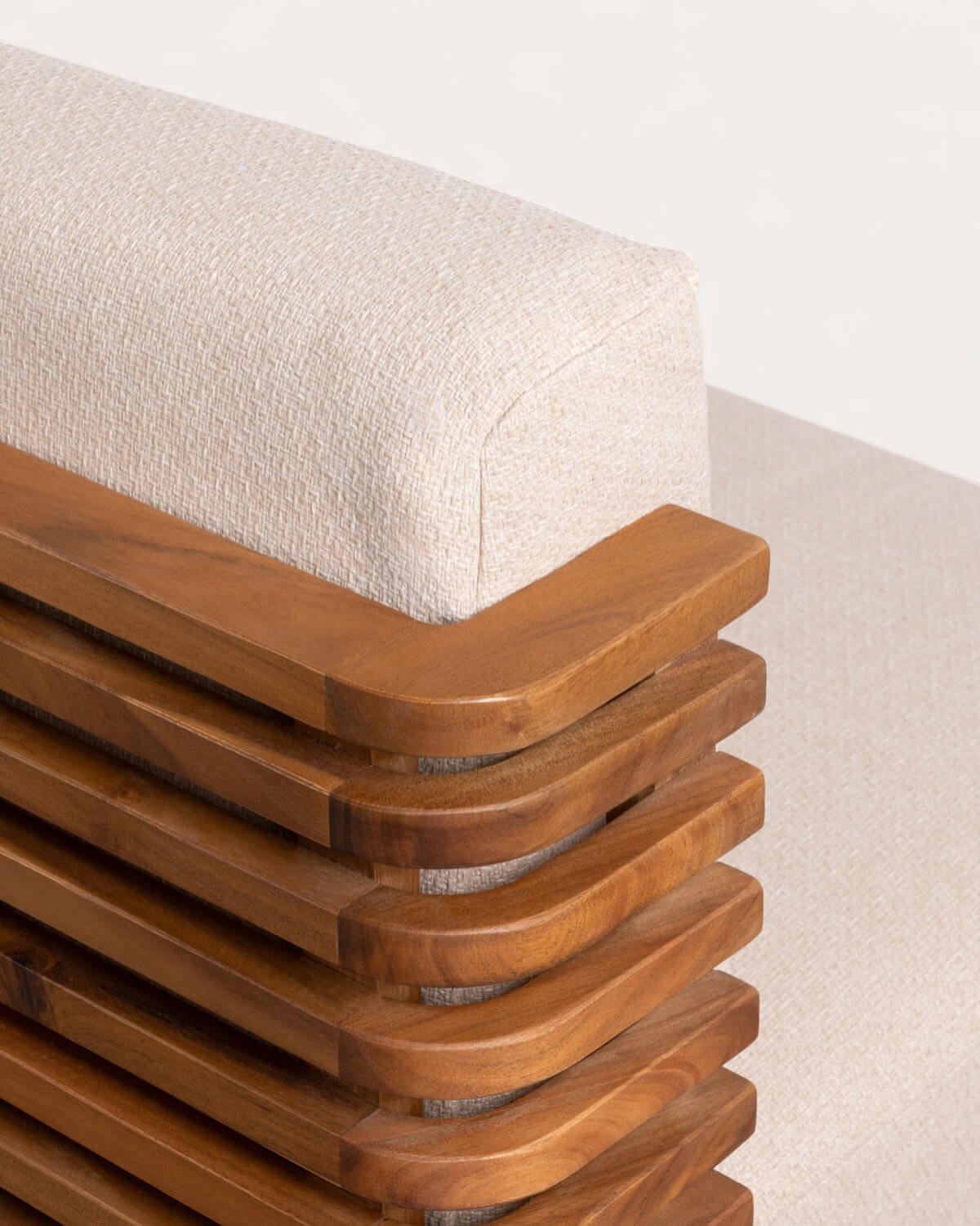 3-Sitzer-Gartensofa Hazan aus Akazienholz mit Stoffkissen, Galeriebild 6