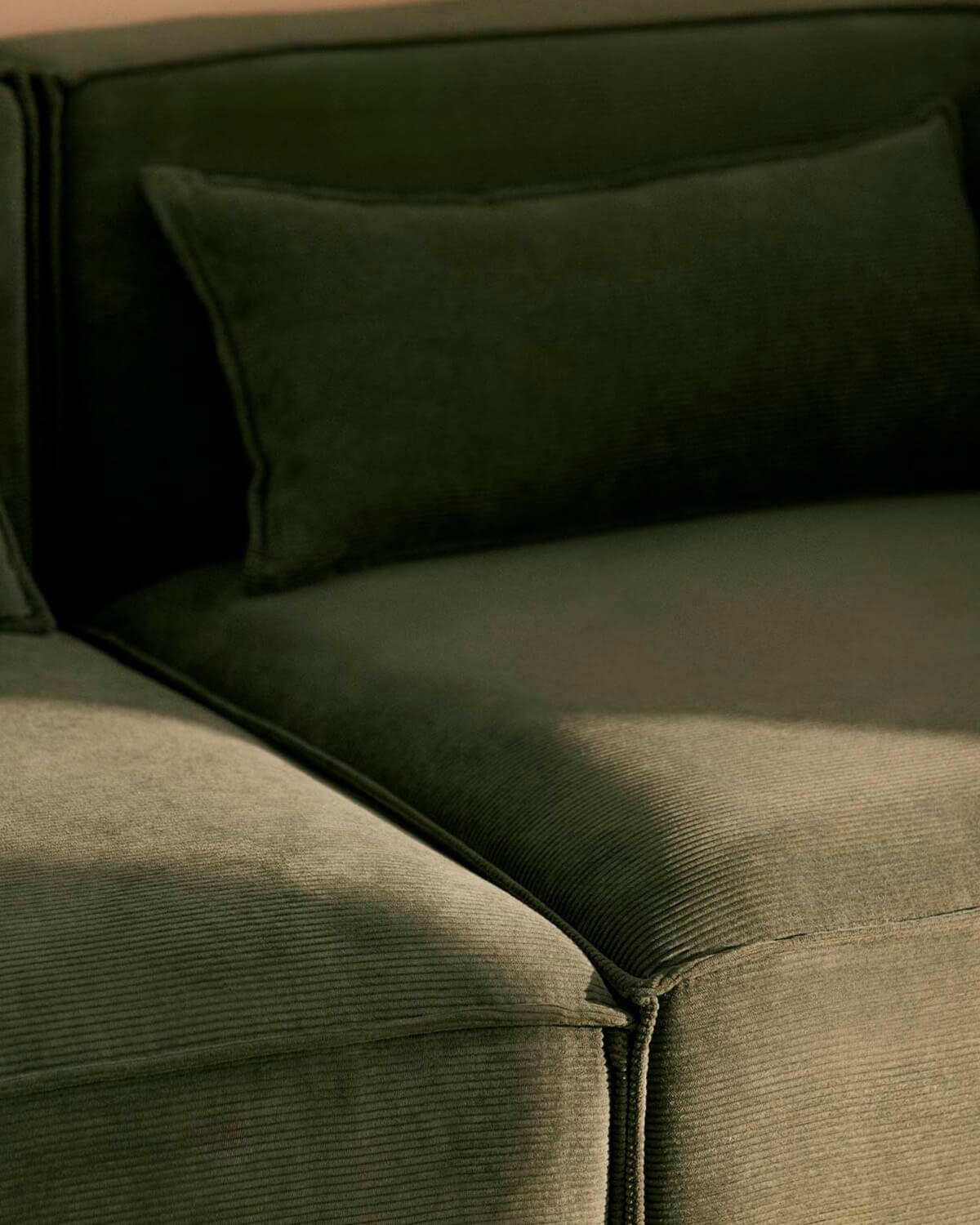 Modulares Sofa 3-Teilig mit 2 Ecksofas aus Kord Kilhe, Galeriebild 3