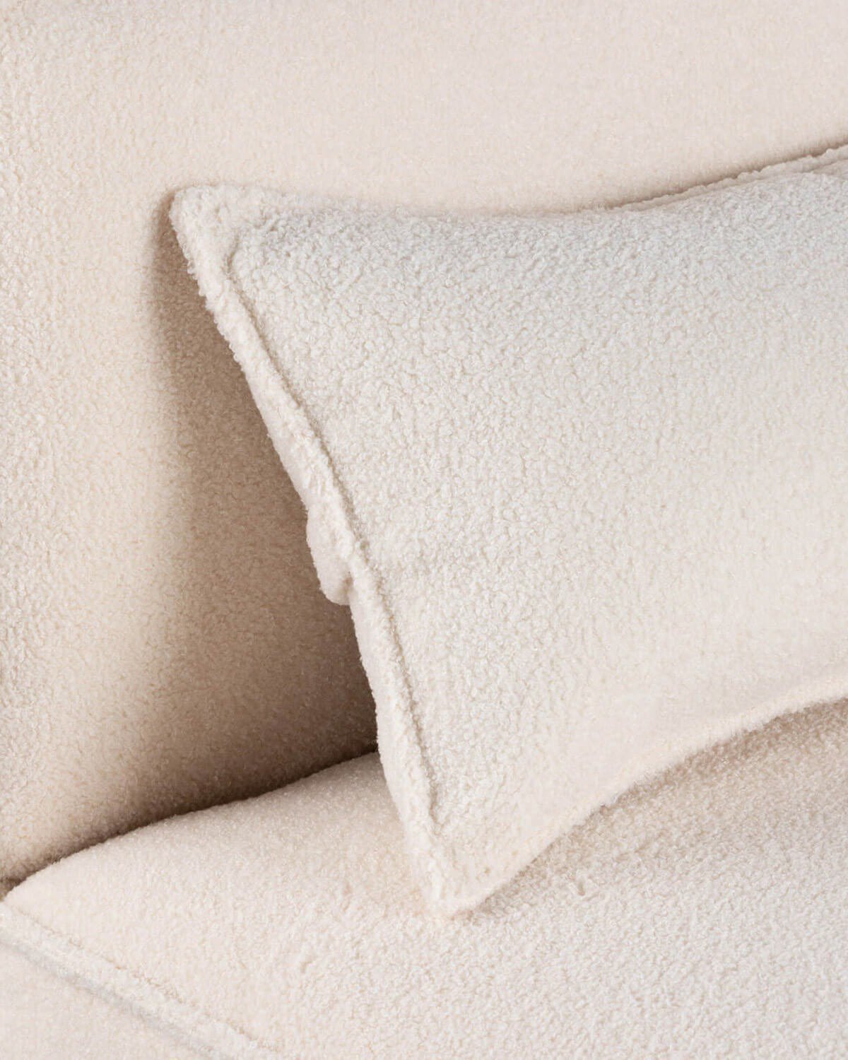 Modulares Sofa 5-Teilig und Pouf aus Bouclé Stoff Kilhe, Galeriebild 6