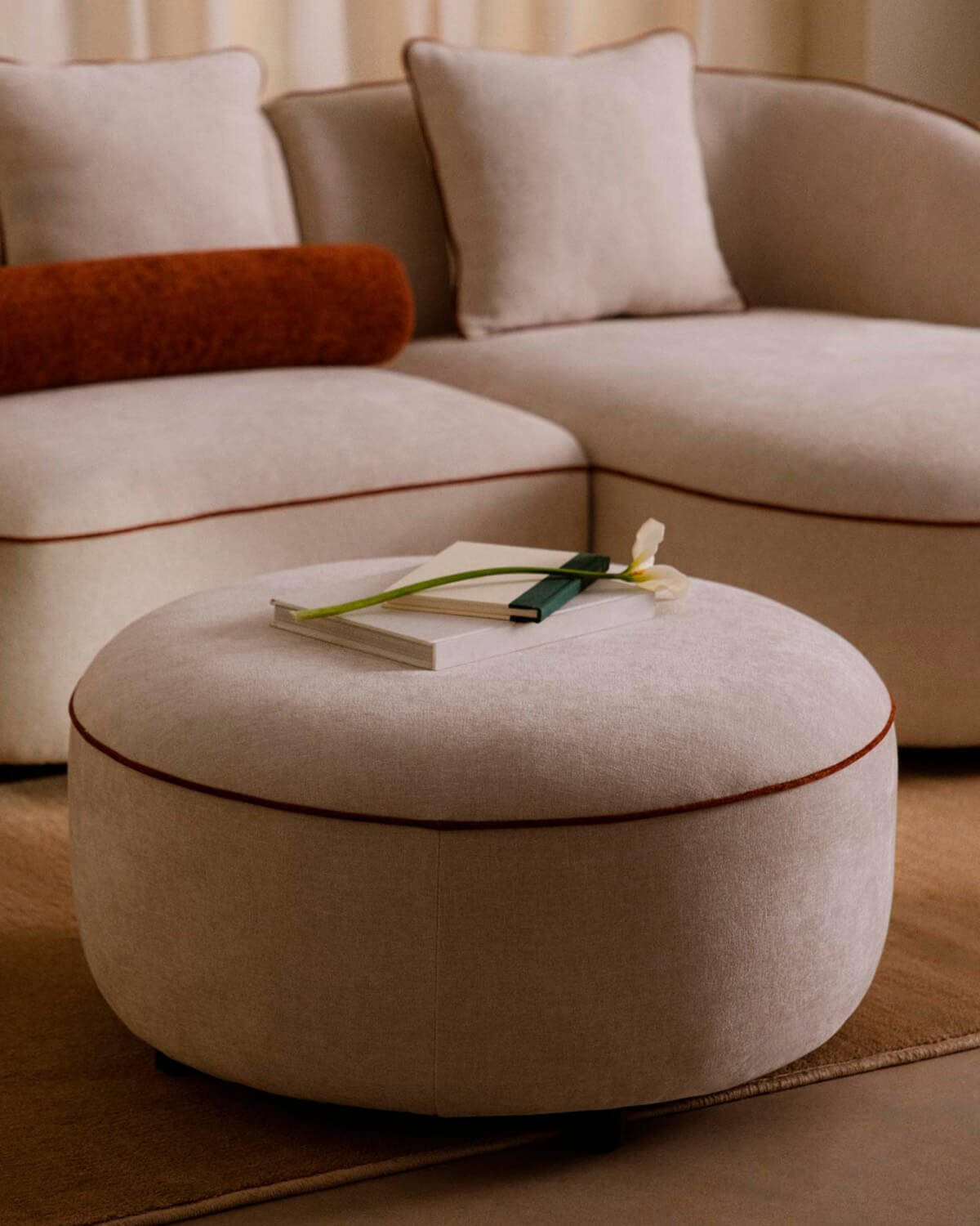 Rundes Stoff-Puff-Modul für Ilham-Sofa, Galeriebild 2