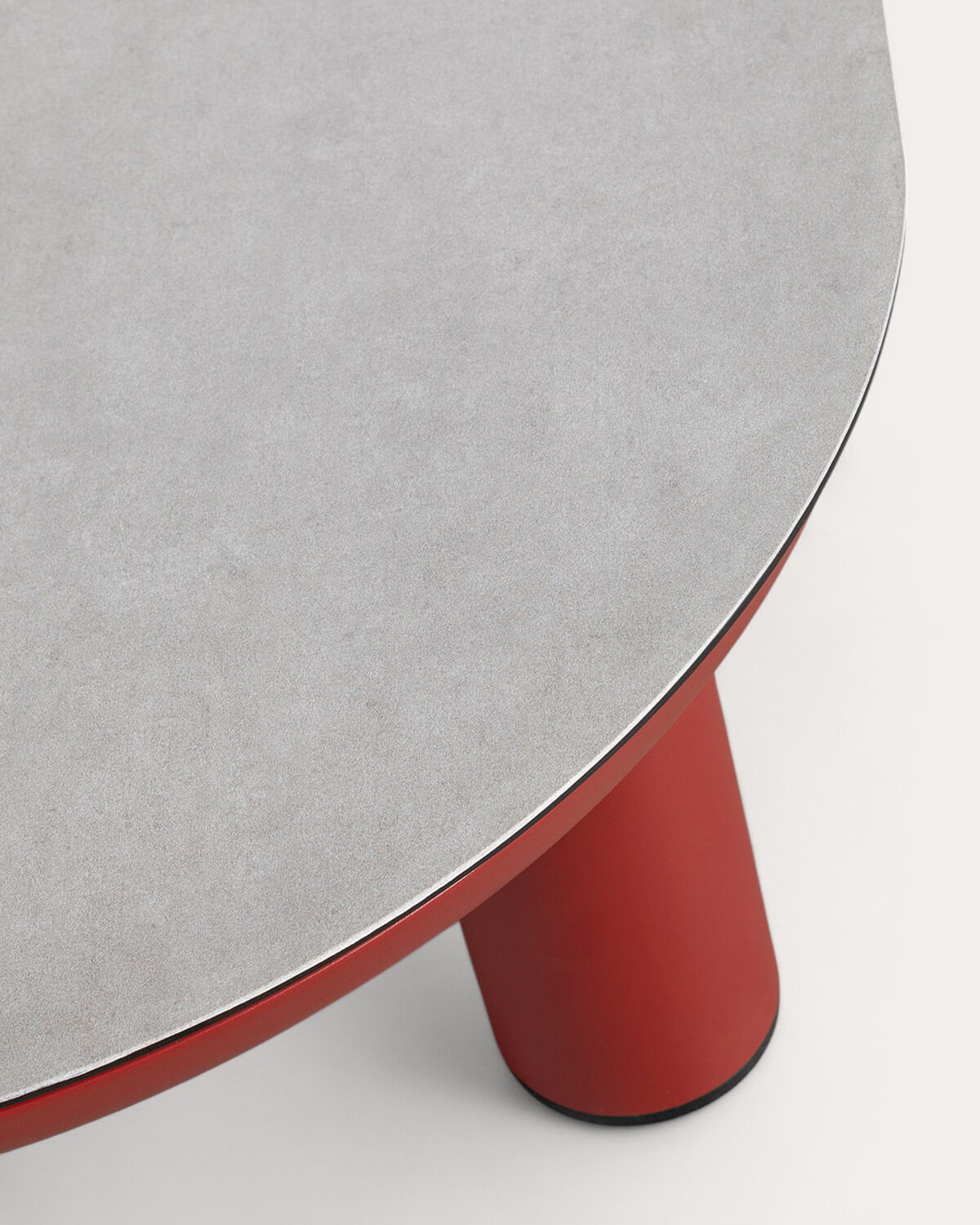 Couchtisch aus Aluminium und Glas (130x70 cm) Cheryl, Galeriebild 6