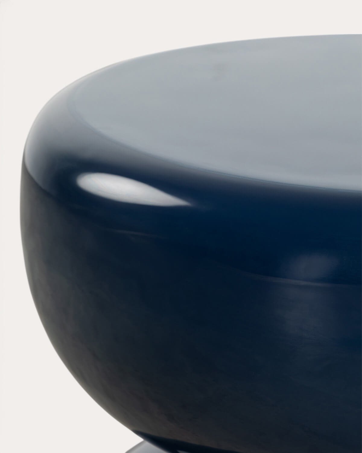 Runder Beistelltisch aus Metall (Ø35,5 cm) Gubbles, Galeriebild 6