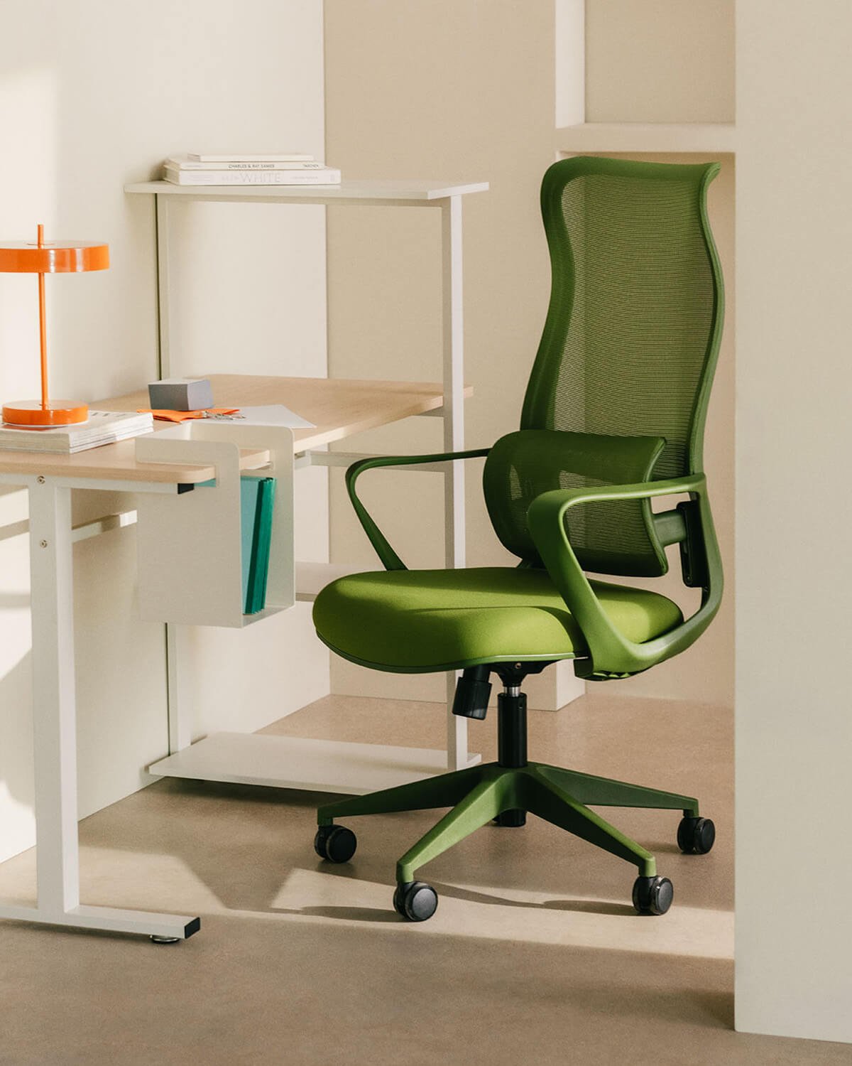 Hedara Verstellbarer Bürostuhl mit Armlehnen, Galeriebild 2