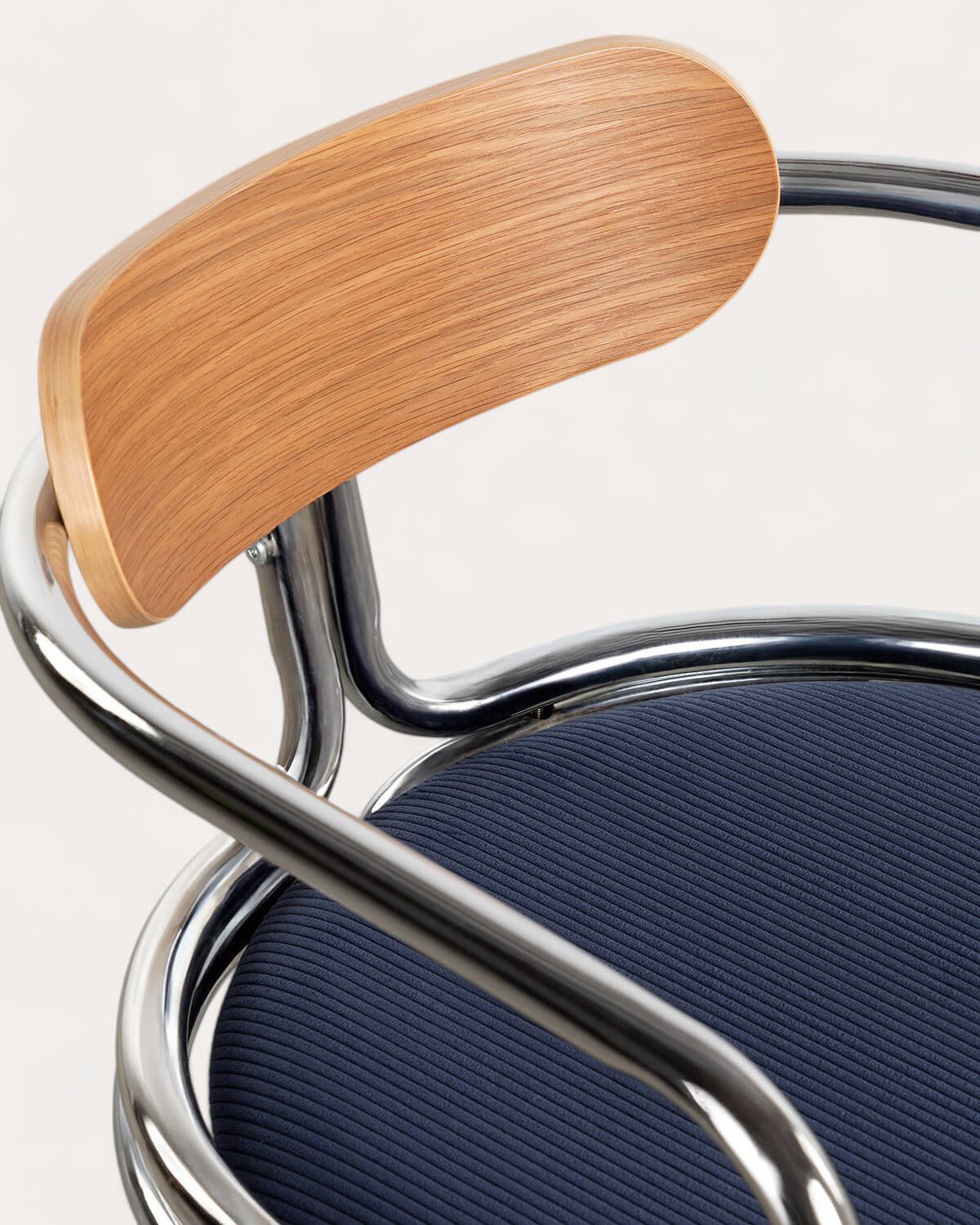 Dicker Esszimmerstuhl aus Cord und Holz mit Armlehnen Teba, Galeriebild 7