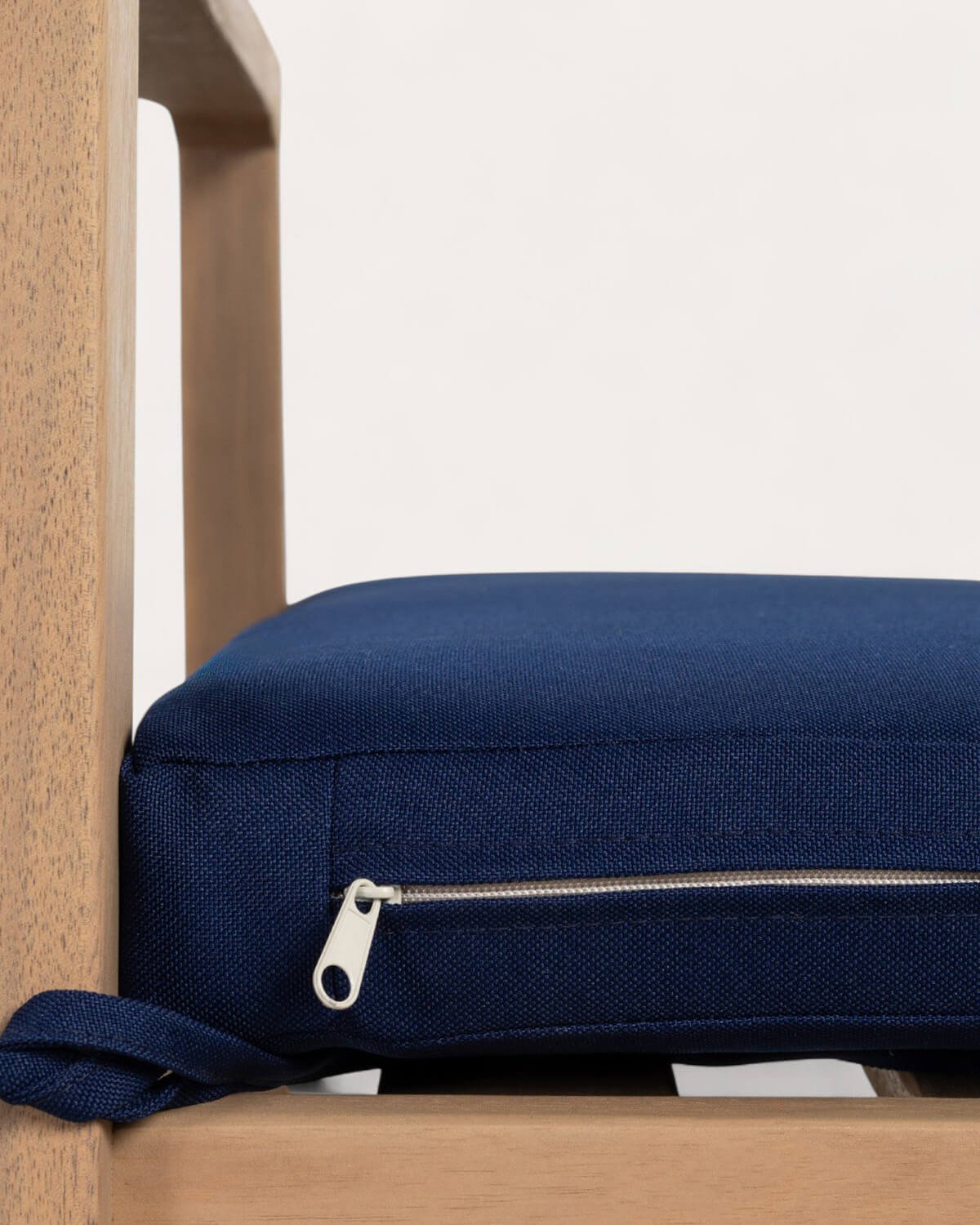 2er-Pack Marla-Gartenstühle aus Akazienholz mit Armlehnen, Galeriebild 6