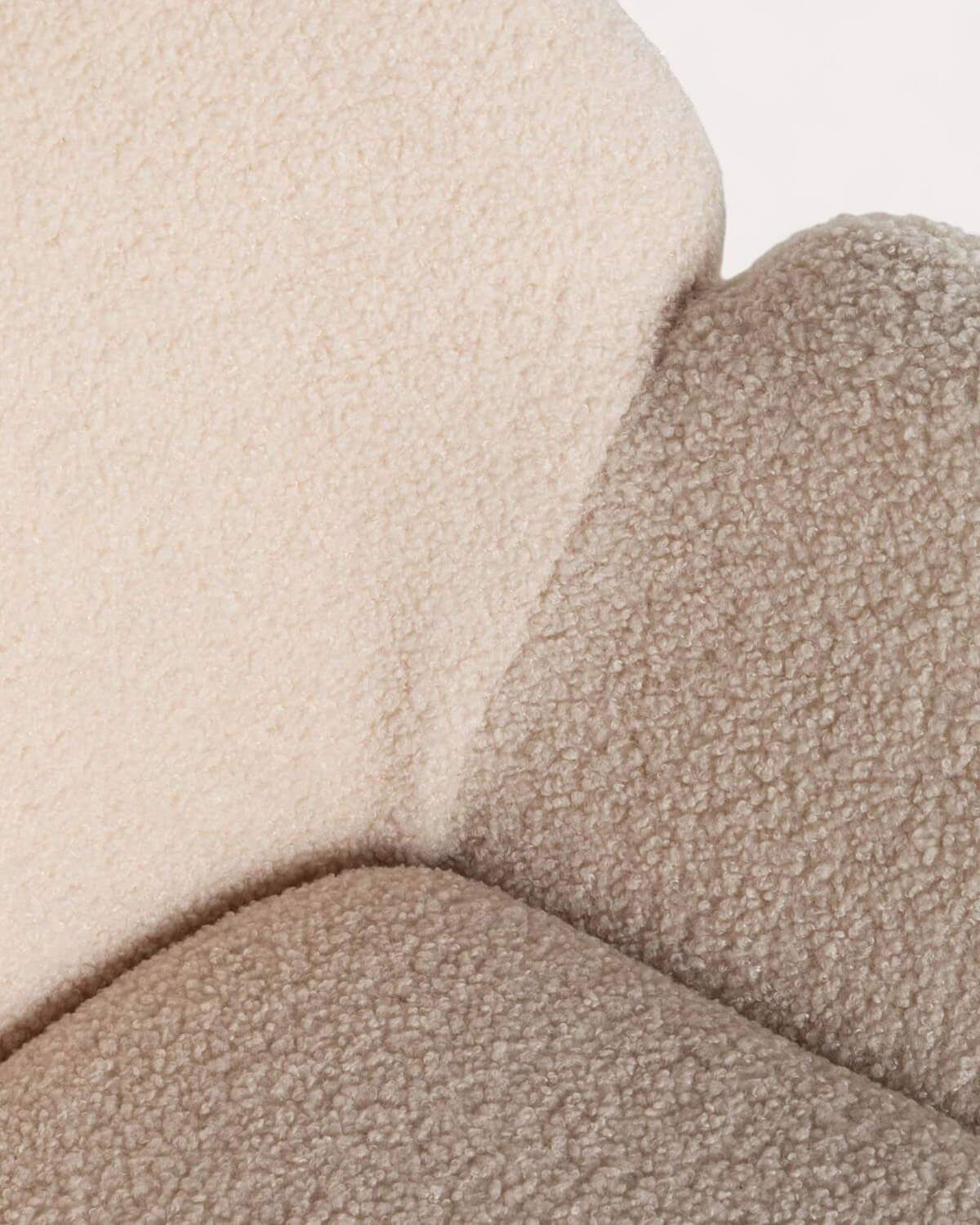 Metall Esszimmerstuhl mit Armlehnen Eider Bouclé, Galeriebild 5