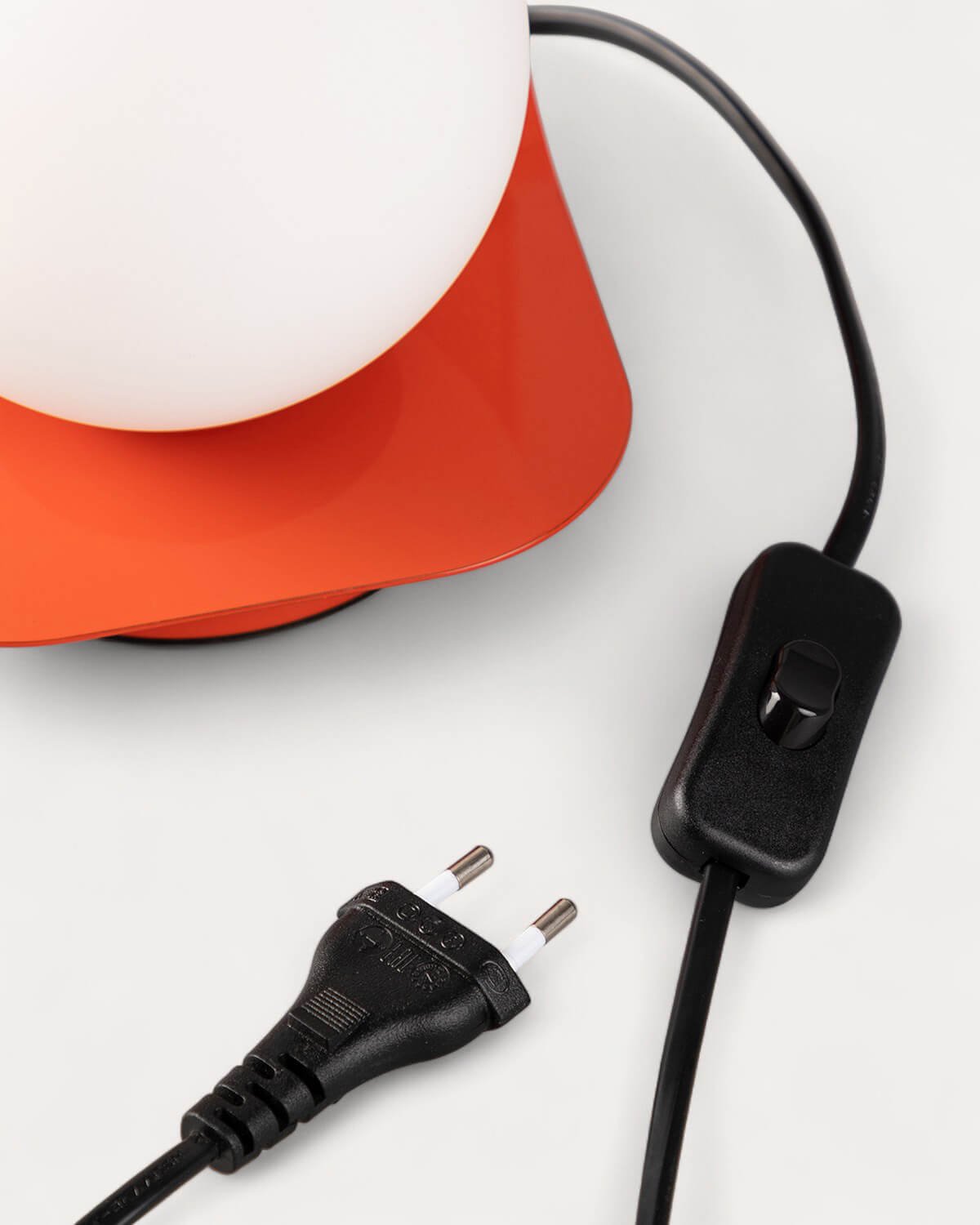 Perles Tischlampe aus Metall, Galeriebild 7