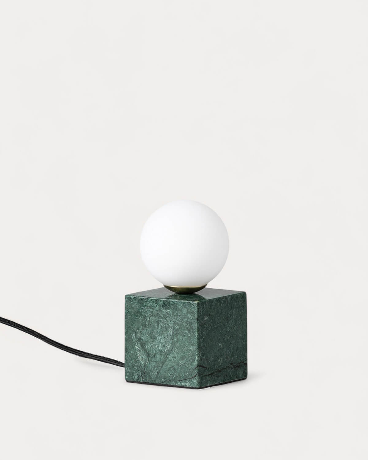 Lunas Marmor Tischlampe, Galeriebild 1