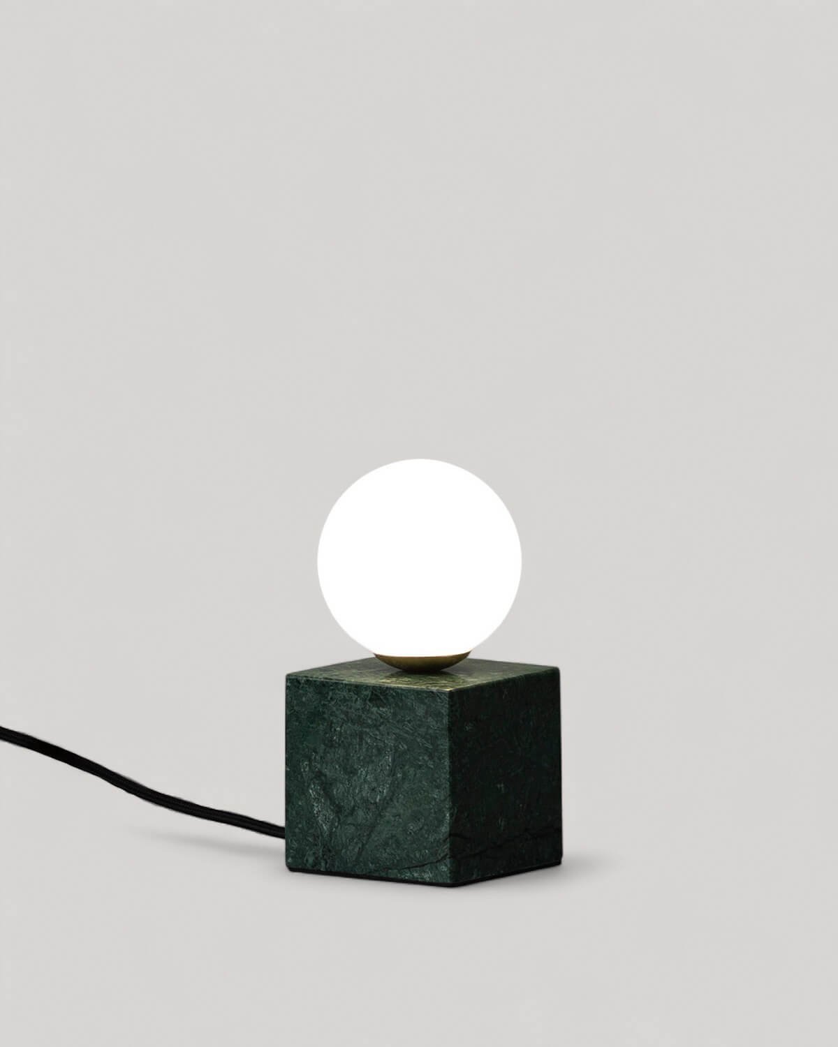 Lunas Marmor Tischlampe, Galeriebild 4