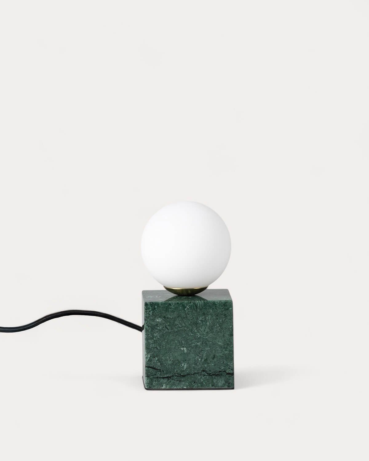 Lunas Marmor Tischlampe, Galeriebild 5