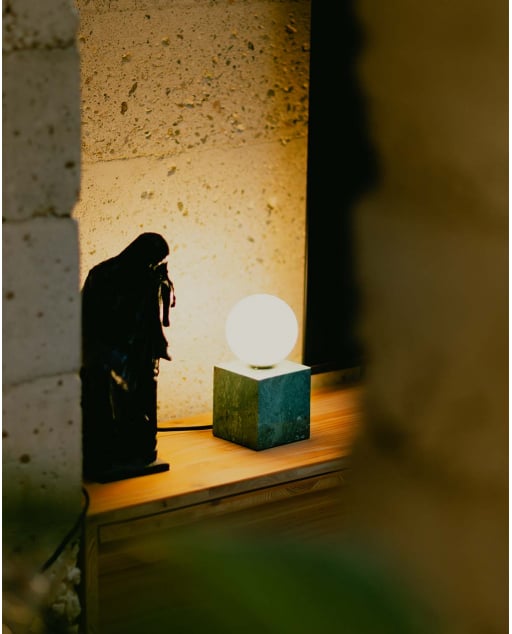 Lunas Marmor Tischlampe