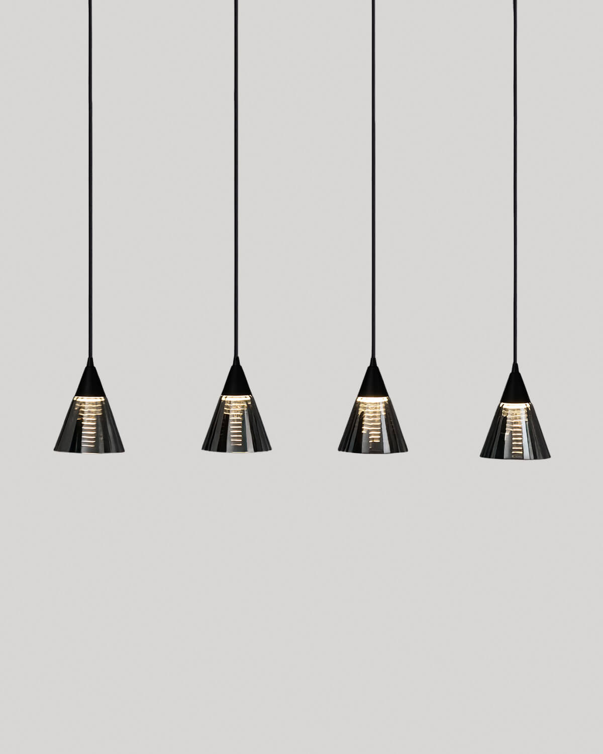 LED-Deckenleuchte mit 4 Metalllichtpunkten Gales , Galeriebild 2