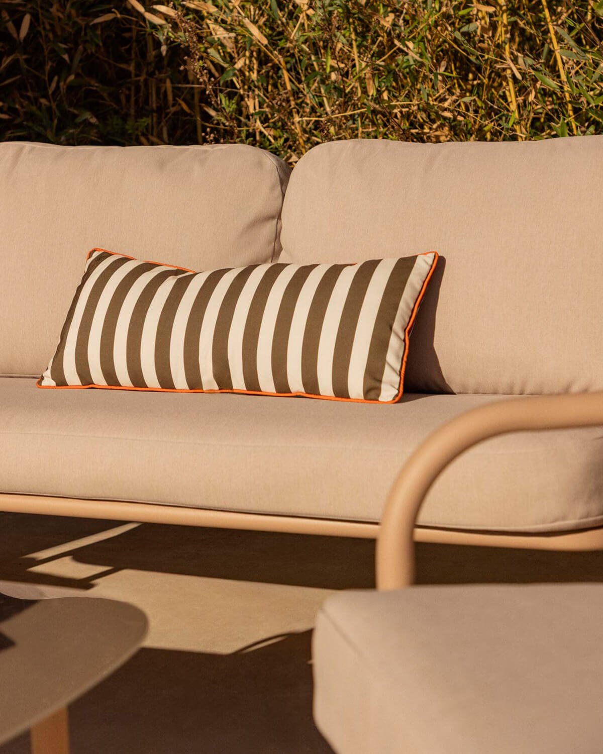 Rechteckiges Outdoor-Kissen aus Stoff (28x67 cm) Zambi, Galeriebild 2