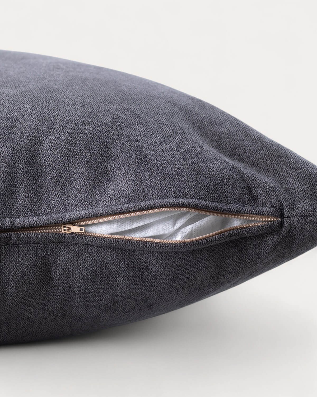 Jordan Quadratisches Stoffkissen (67x67 cm), Galeriebild 5