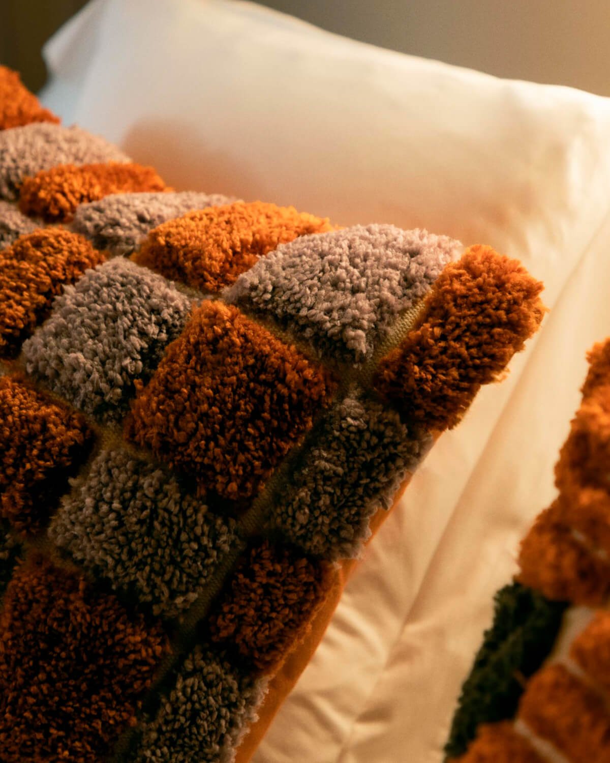 Quadratisches Stoffkissen (50x50 cm) Sazan, Galeriebild 3