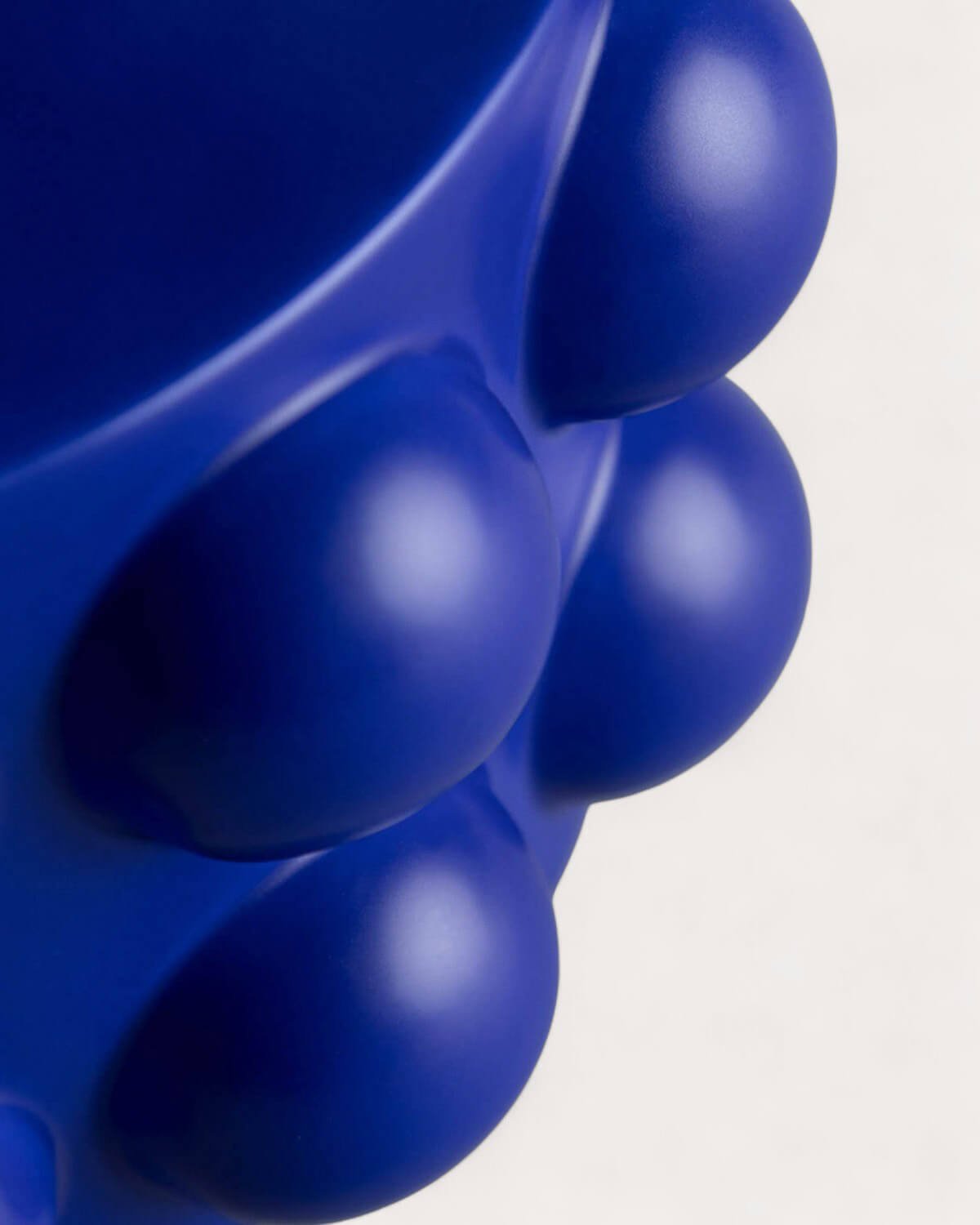 Vase aus Dolomit Malik Klein, Galeriebild 4