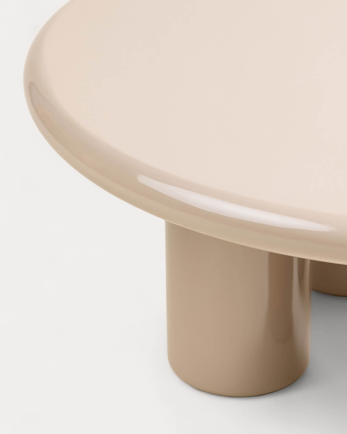 Runder Couchtisch aus Holz (Ø80 cm) Iraide, Galeriebild 3