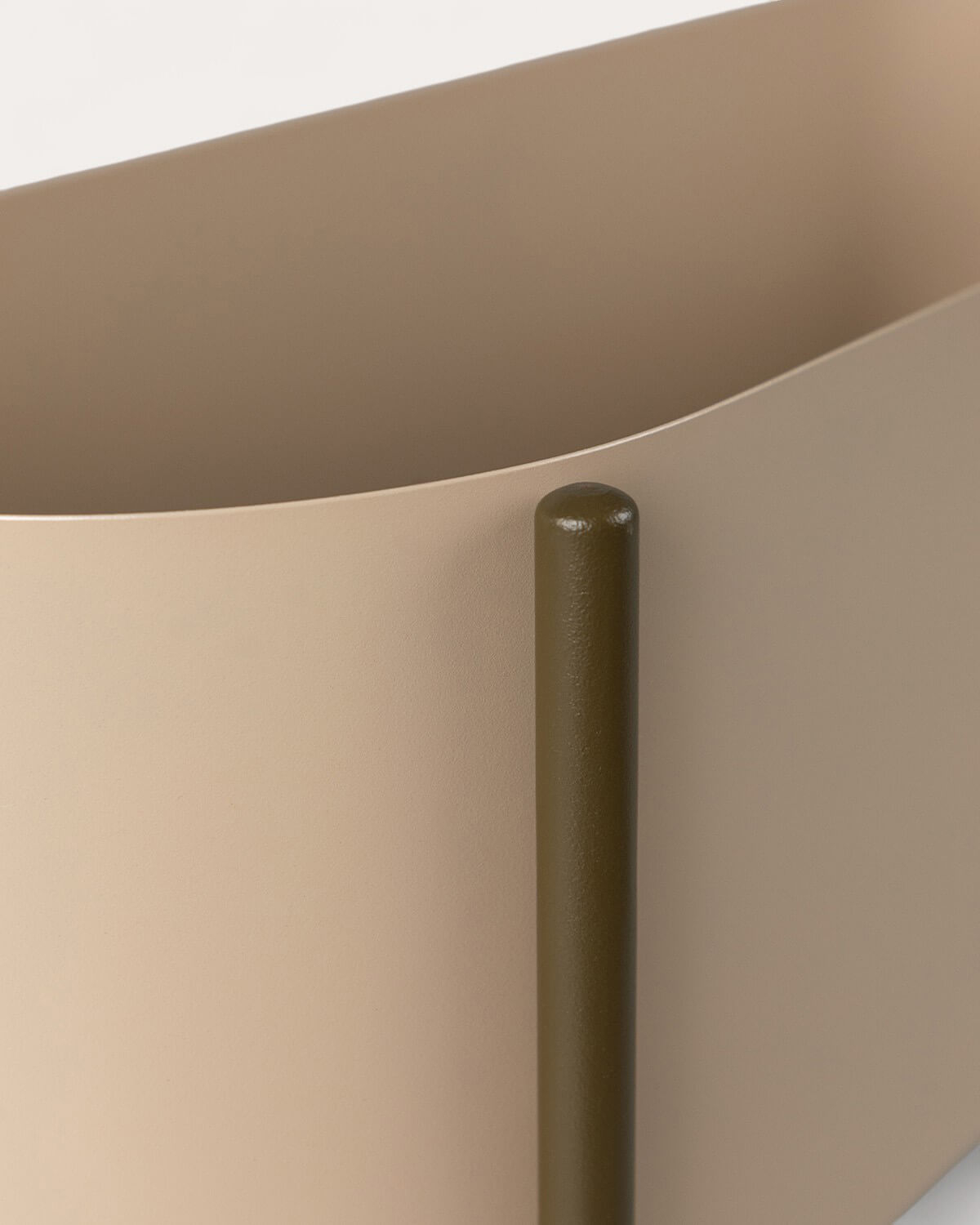 Eliam Metallpflanzgefäß, Galeriebild 8