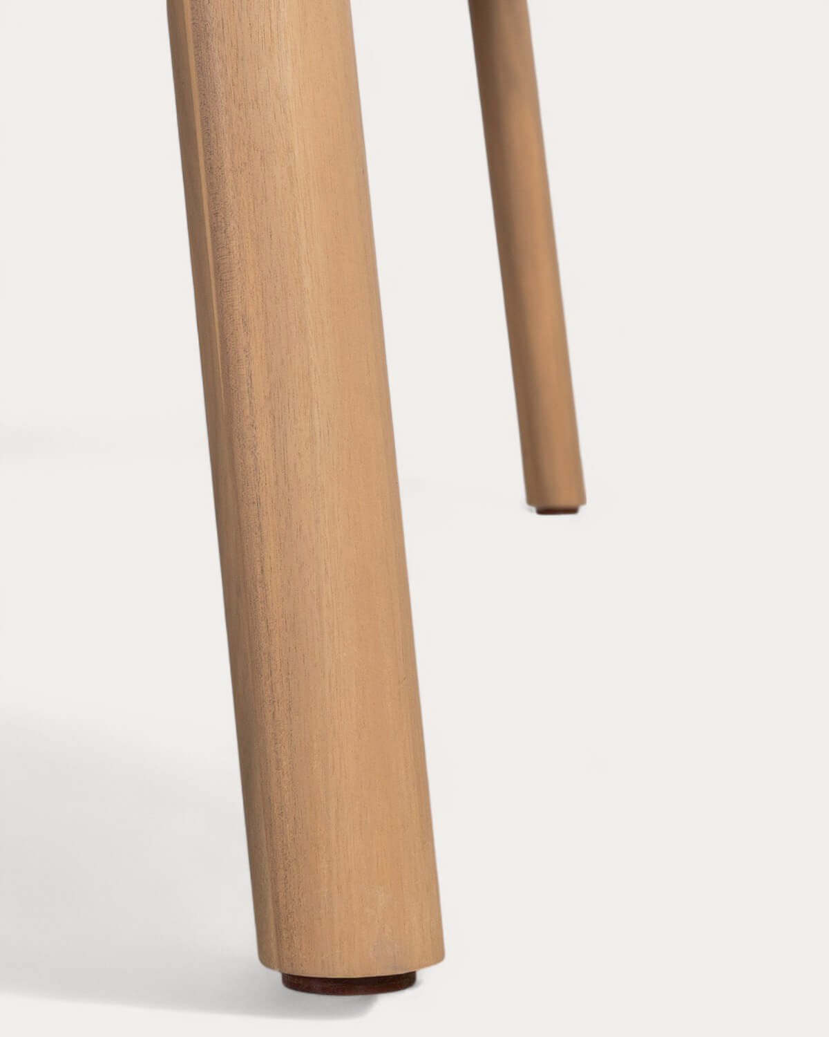 Rechteckiges Tischset Marla (240x100 cm) und 8 Outdoor-Stühle aus Akazienholz Mirla, Galeriebild 7