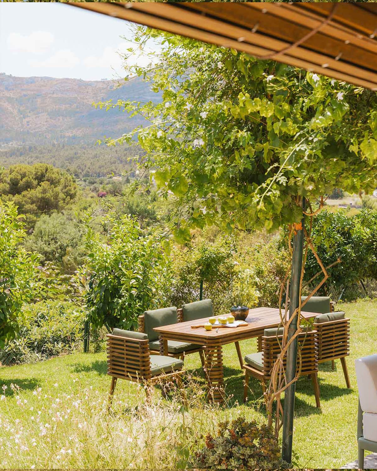 Hazan rechteckiges Tischset (180x90 cm) und 6 Stühle aus Akazienholz und Outdoor-Stoff, Galeriebild 2