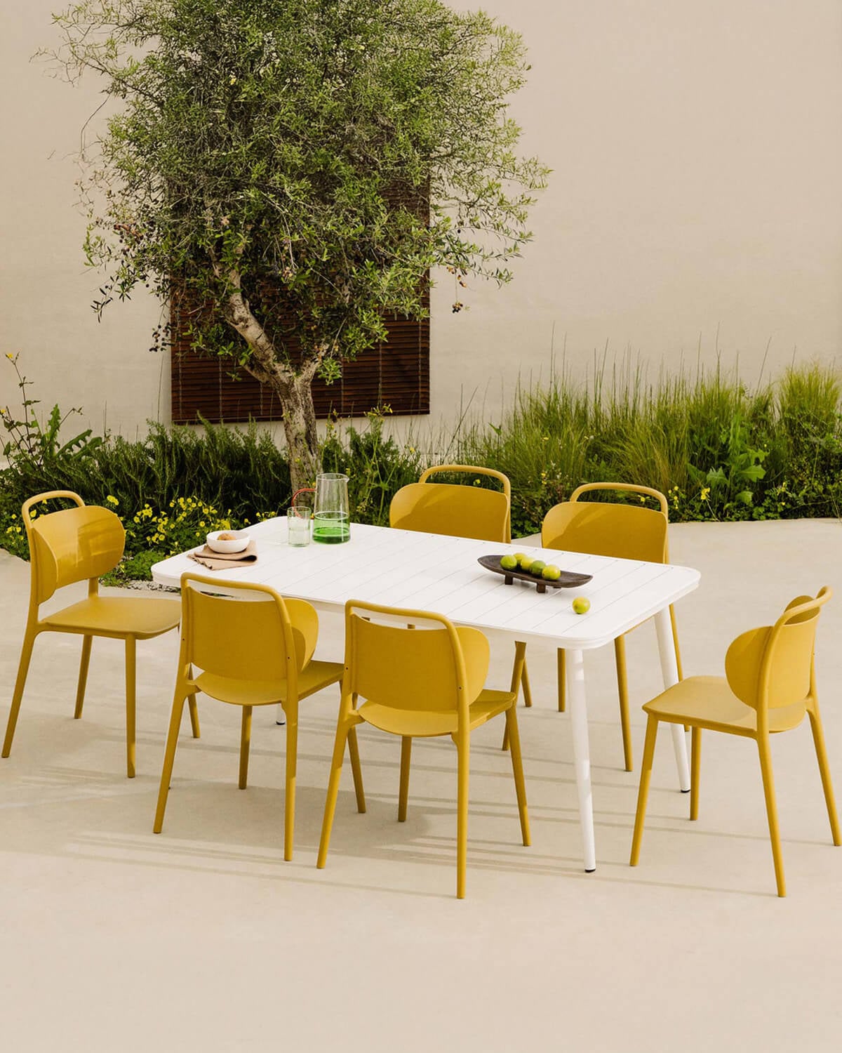 Rechteckiges Tischset Cancun aus Aluminium (160x90 cm) und 6 Kole-Outdoor-Stühle aus Polypropylen, Galeriebild 2