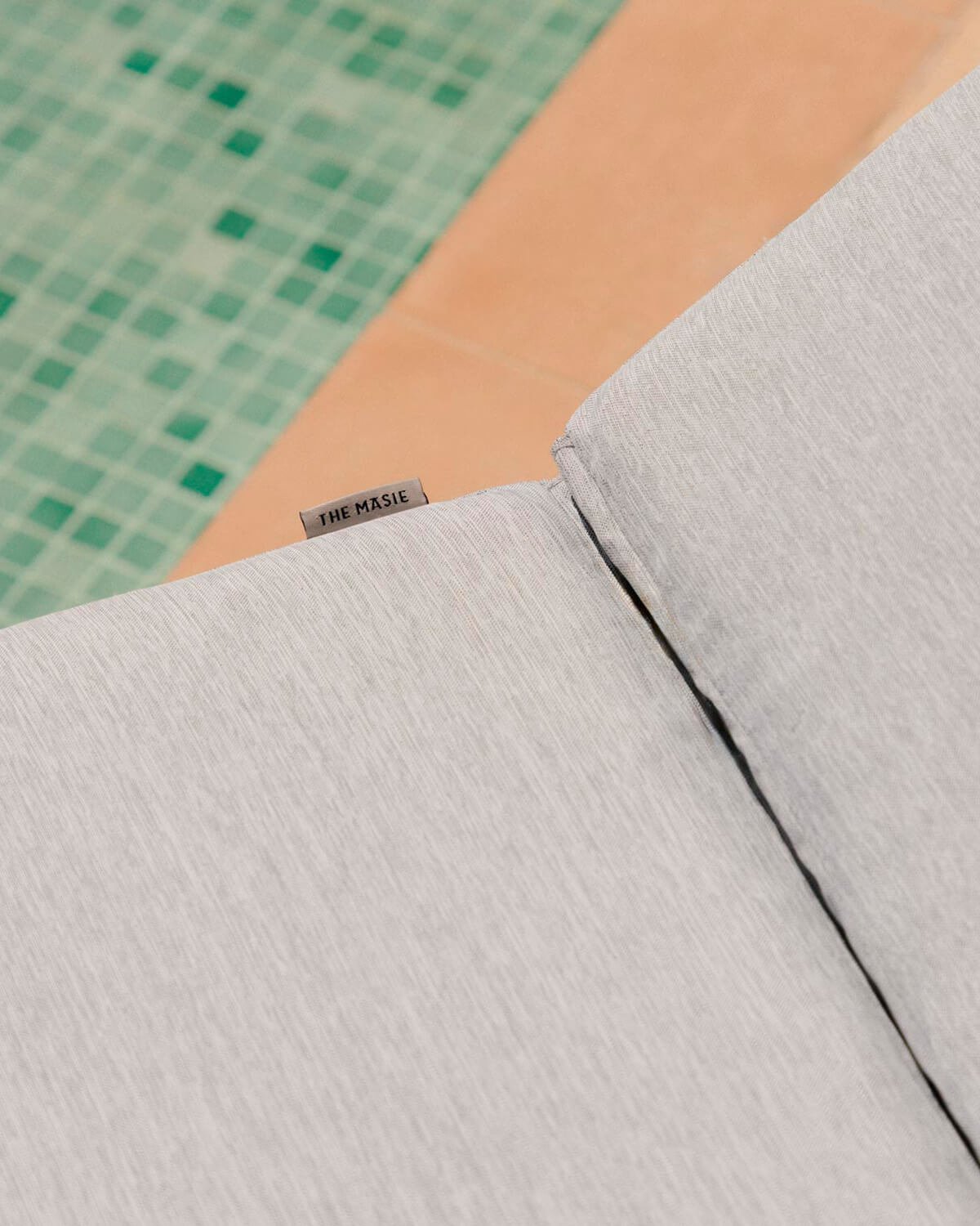 New Kreta Aluminium Liege mit Stoffkissen, Galeriebild 3