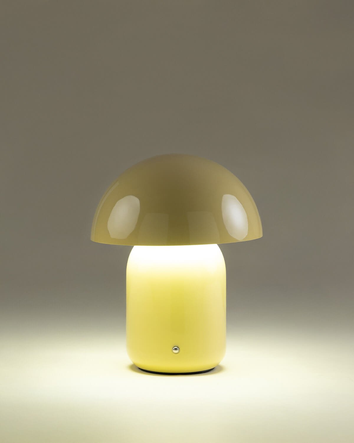 Kabellose Dimmbare LED-Tischlampe Für den Außenbereich Cecilia, Galeriebild 5