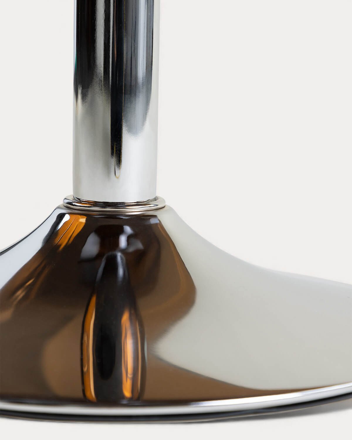 Rechteckiger Beistelltisch aus Glas und Metall (61x38 cm) Hedy, Galeriebild 8